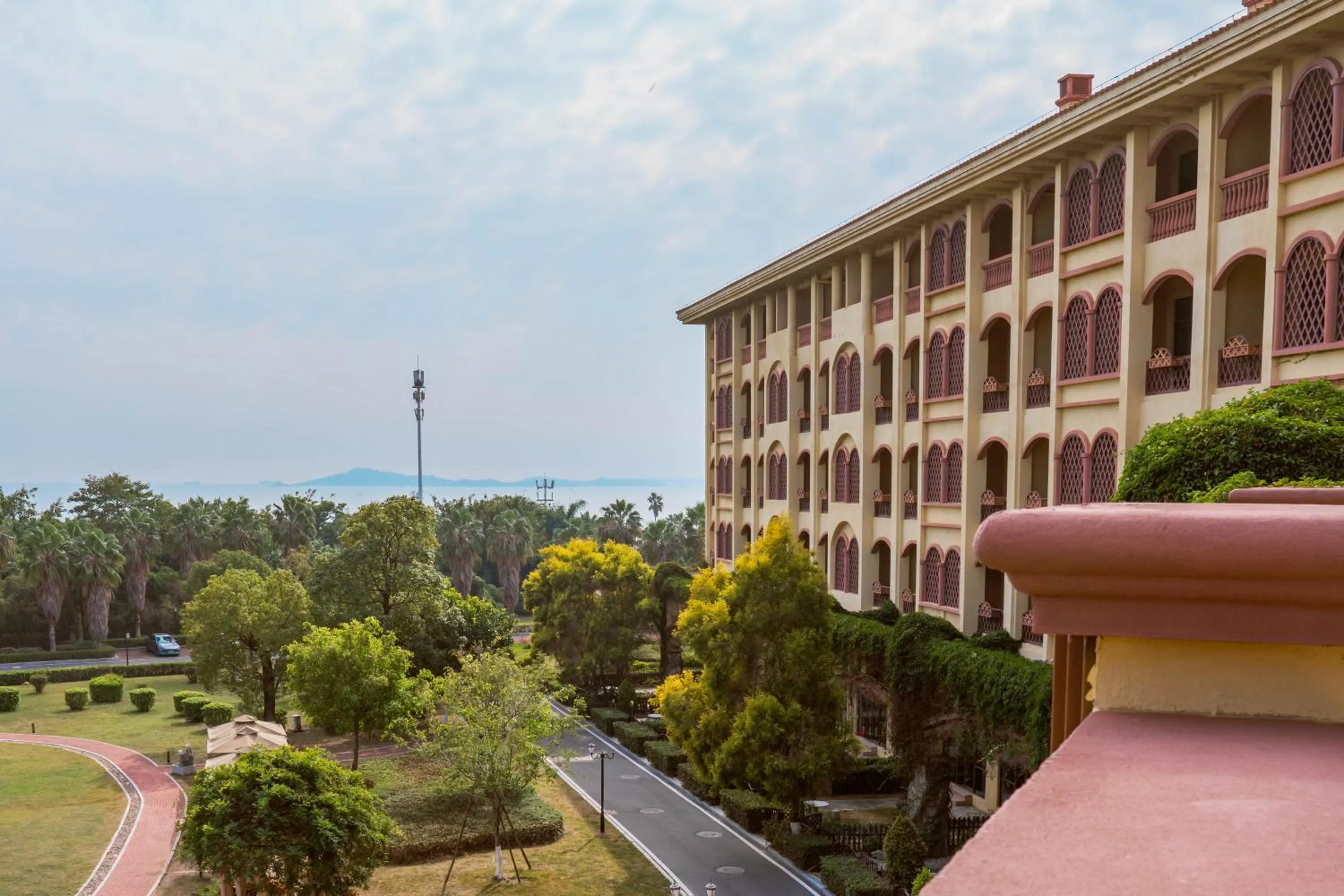 Garden view in Xiamen Royal Victoria Hotel