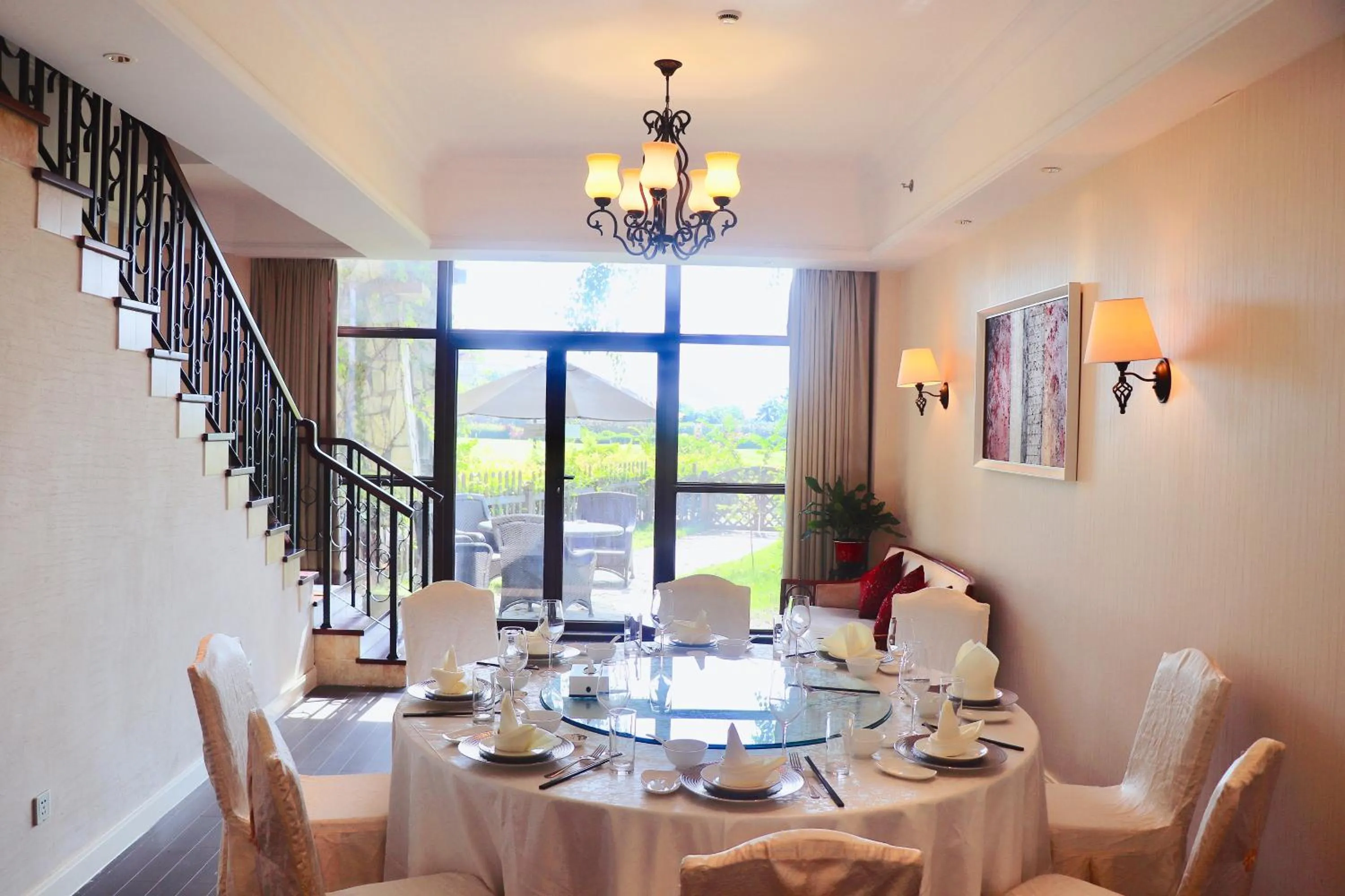 Dining area in Xiamen Royal Victoria Hotel