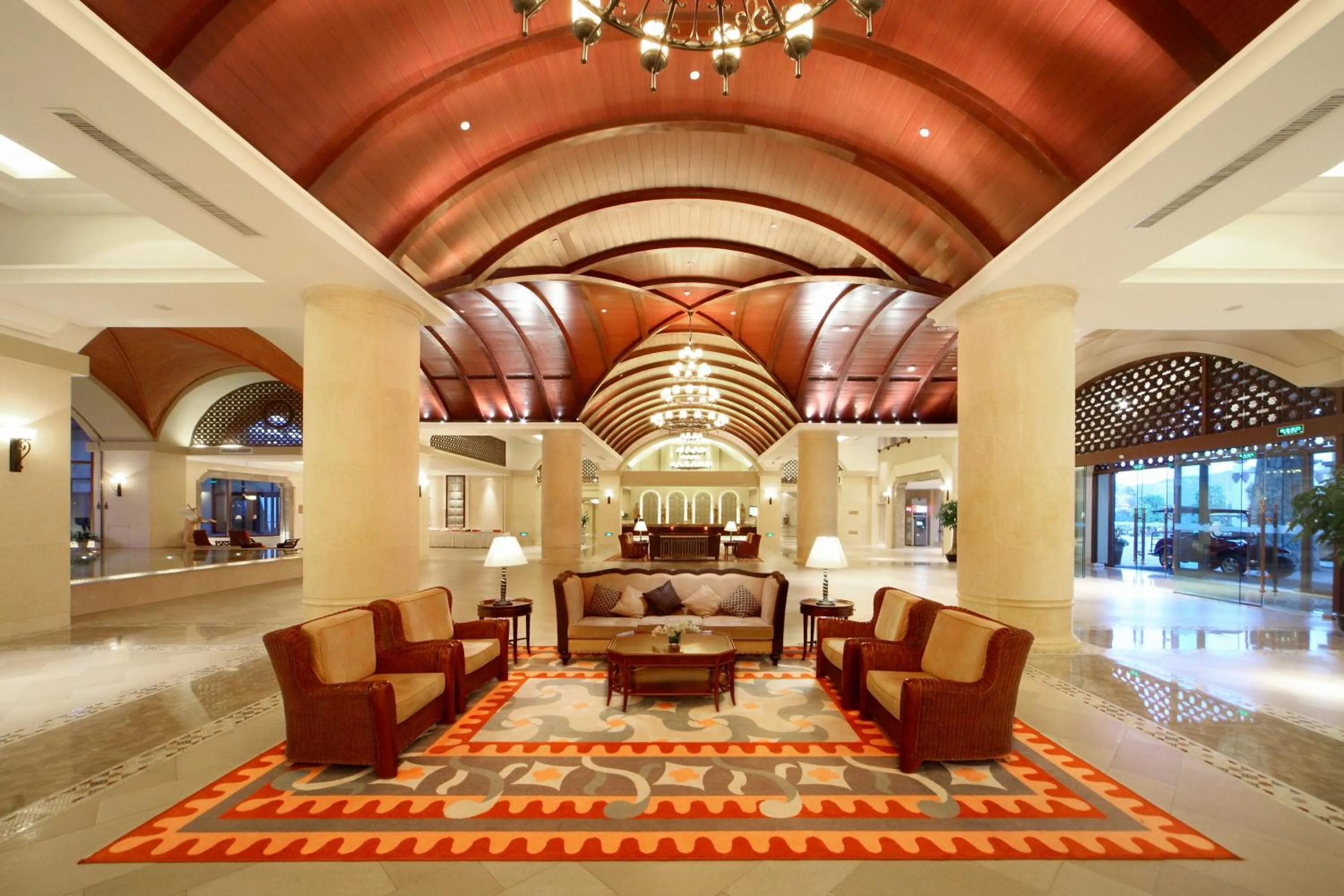 Seating area in Xiamen Royal Victoria Hotel