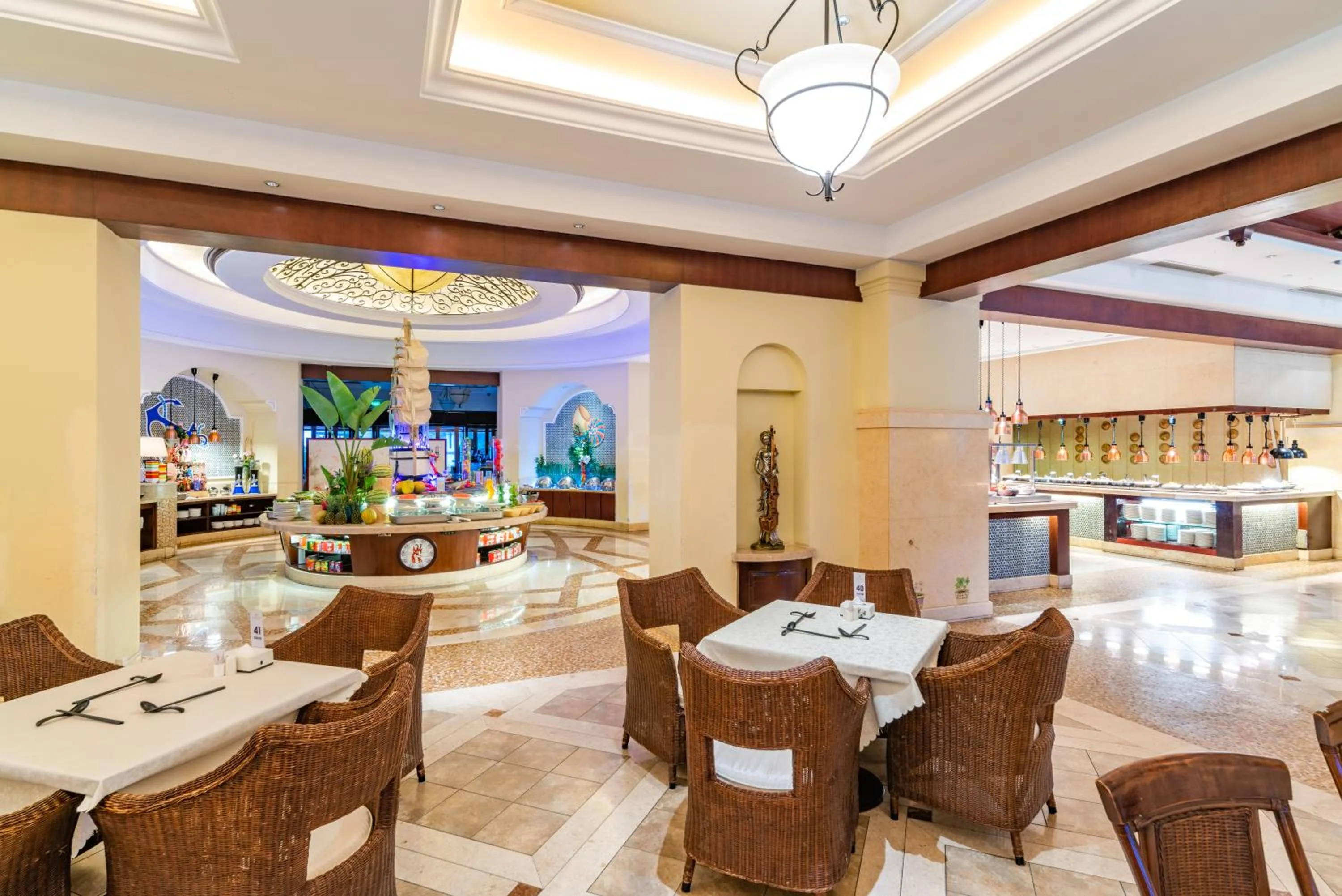 Restaurant/places to eat in Xiamen Royal Victoria Hotel
