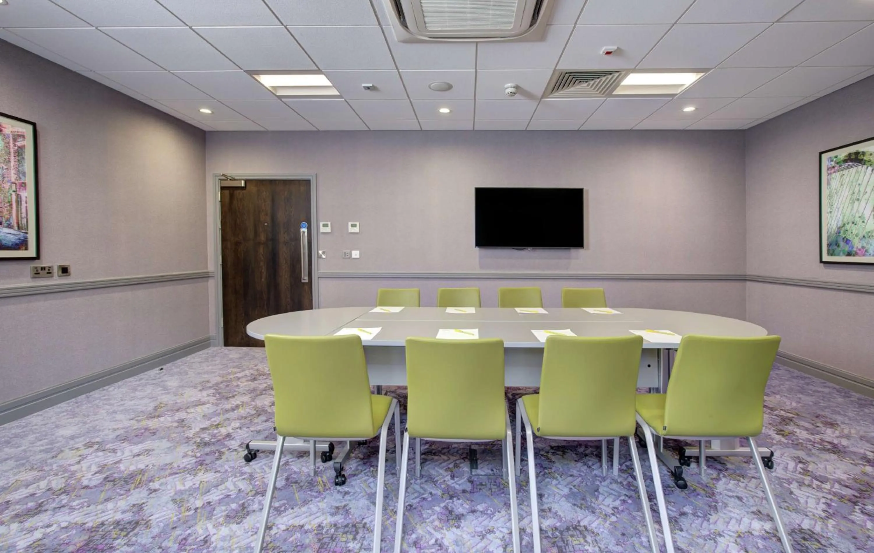 Meeting/conference room in Hilton Garden Inn Dublin City Centre