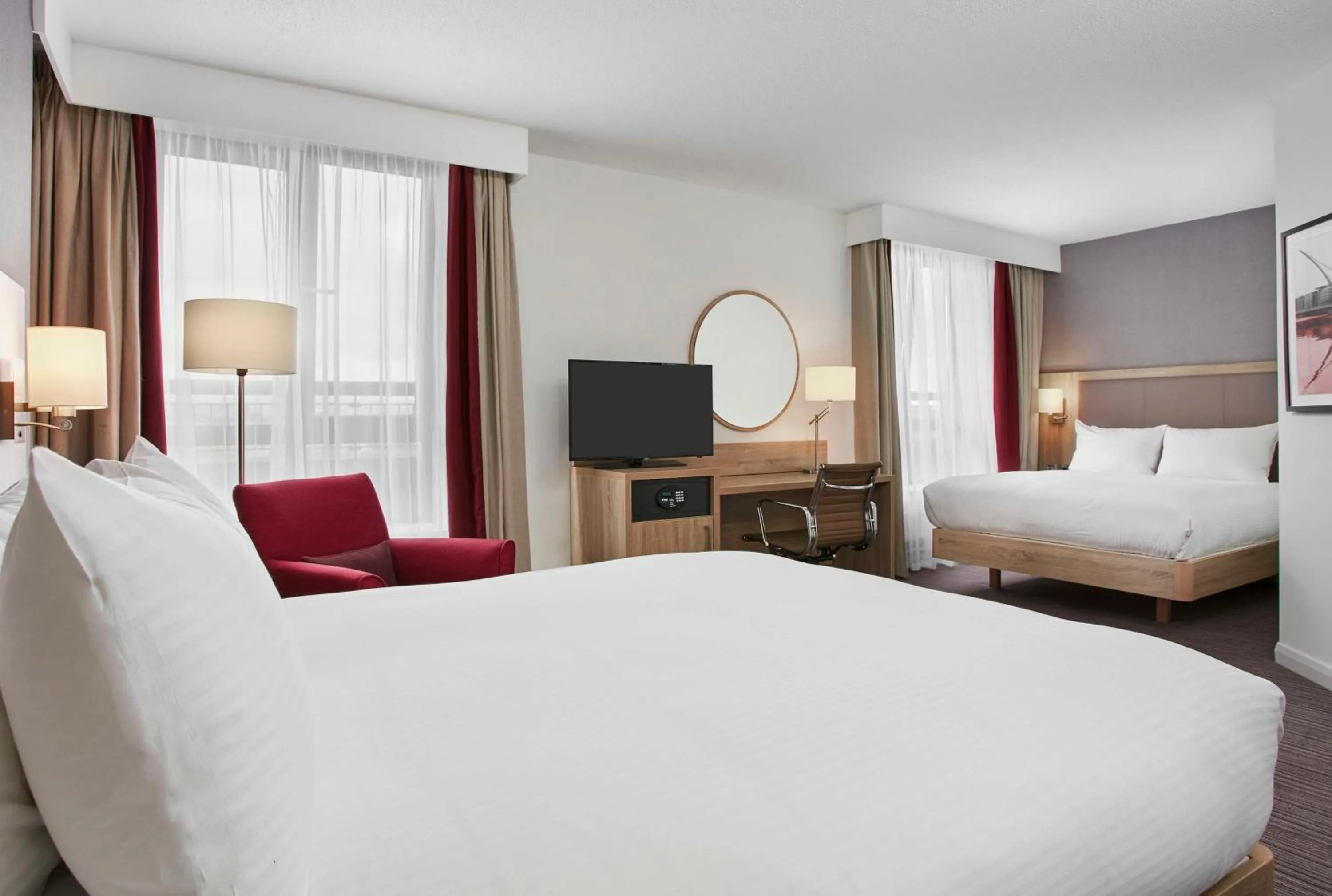 Bed in Hilton Garden Inn Dublin City Centre