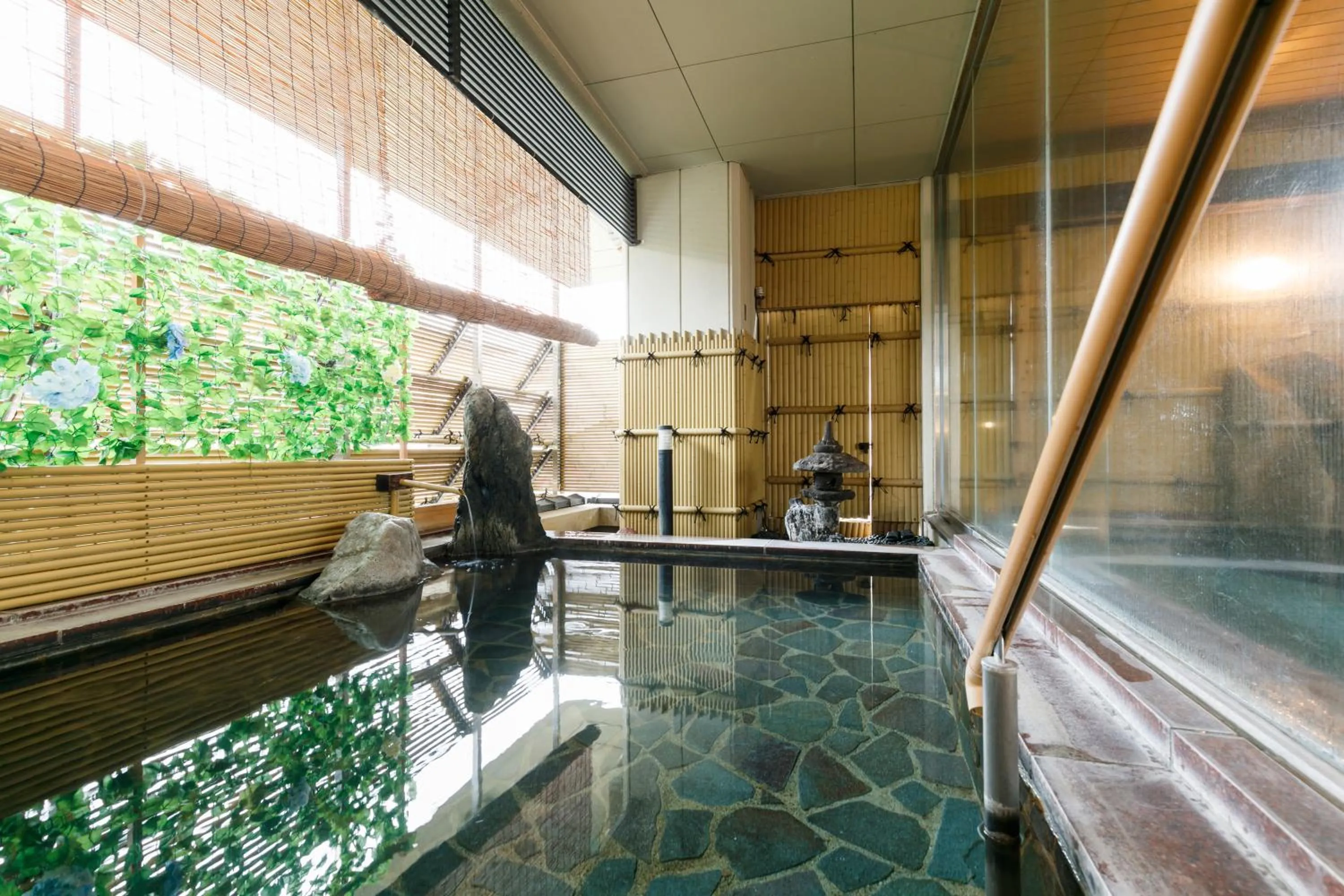 Hot Spring Bath in Awazuonsen Kitahachi