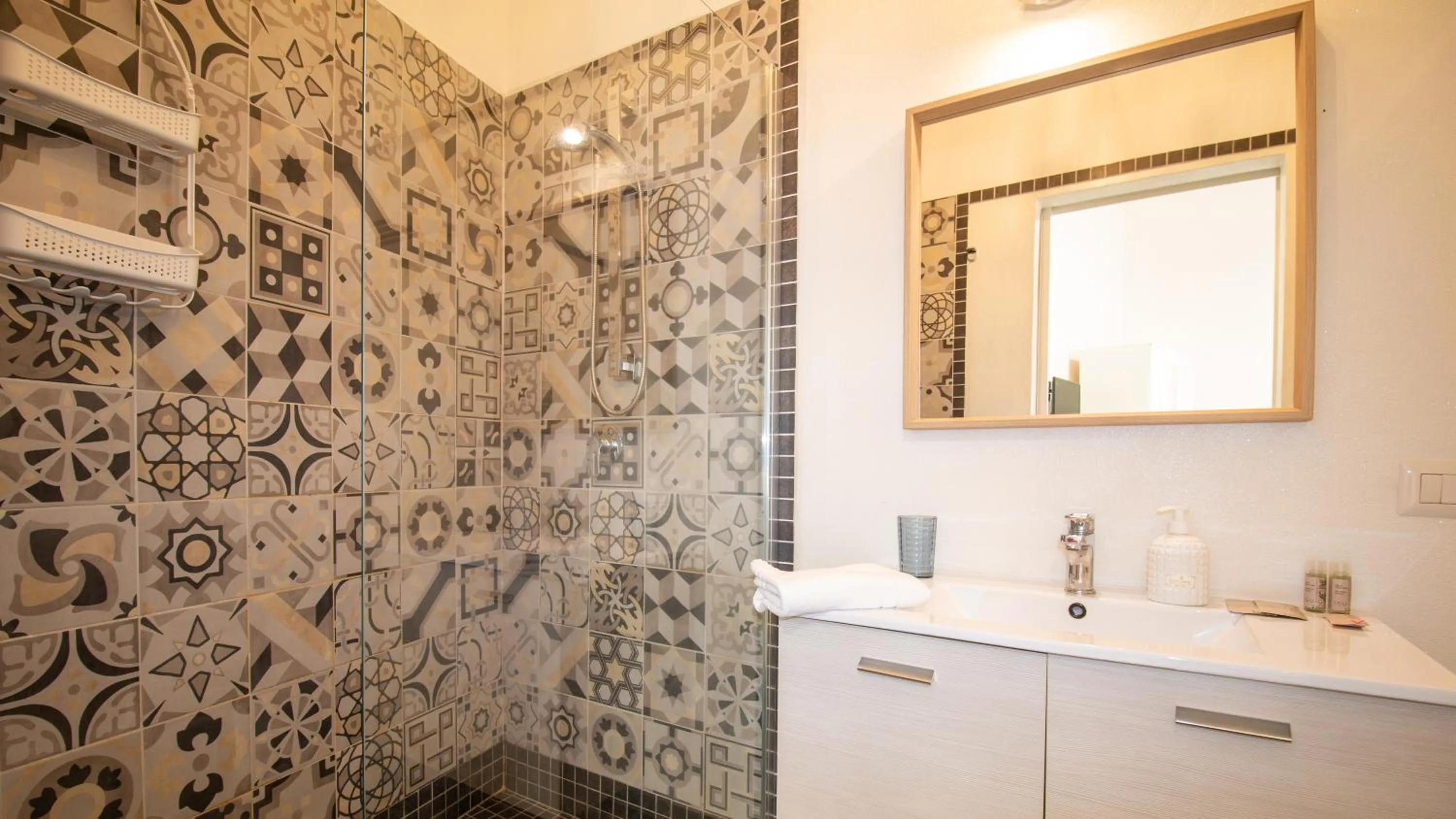 Bathroom in Affittacamere Juighissa Leonora