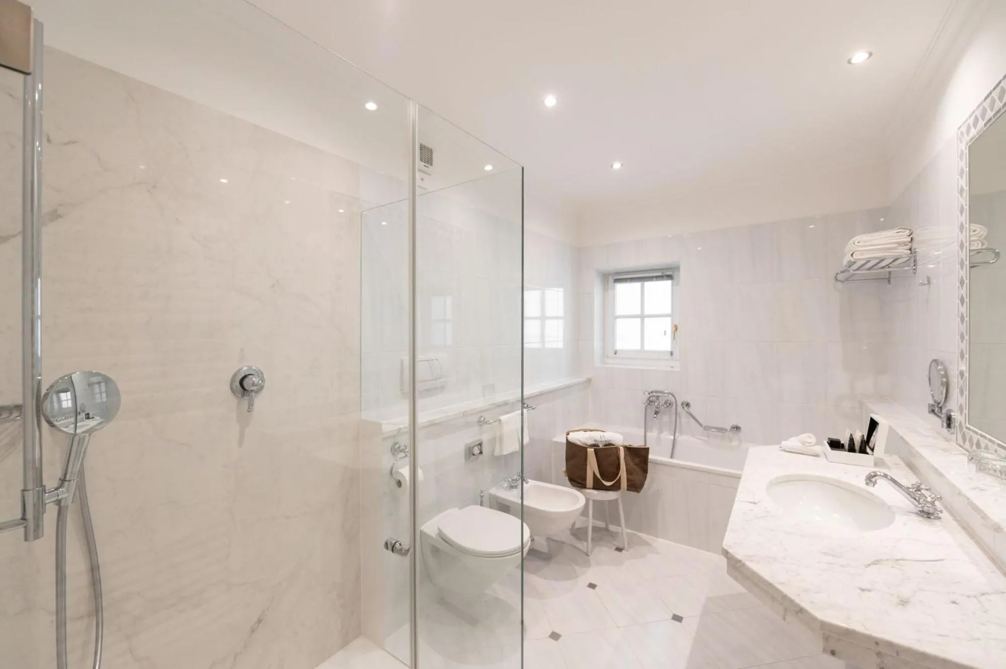 Bathroom in Hotel Hanswirt