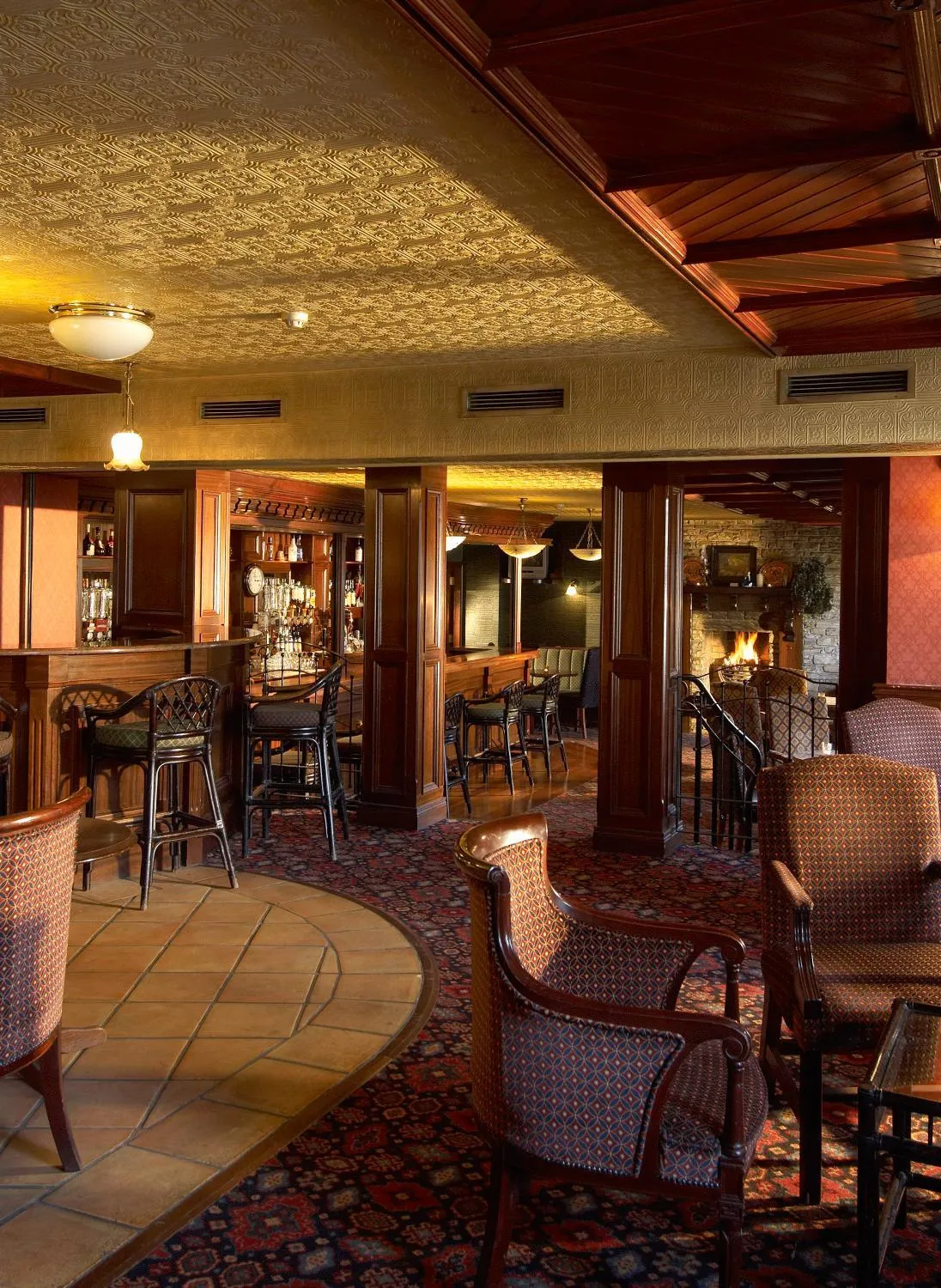 Lounge or bar in Kee's Hotel