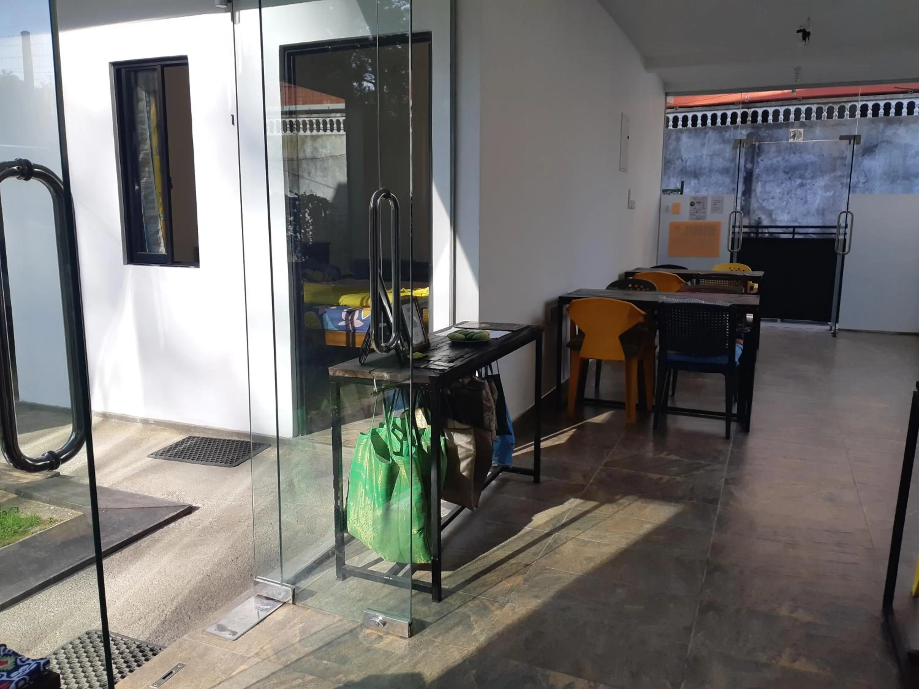 Dining area in Siril Guesthouse Hostel