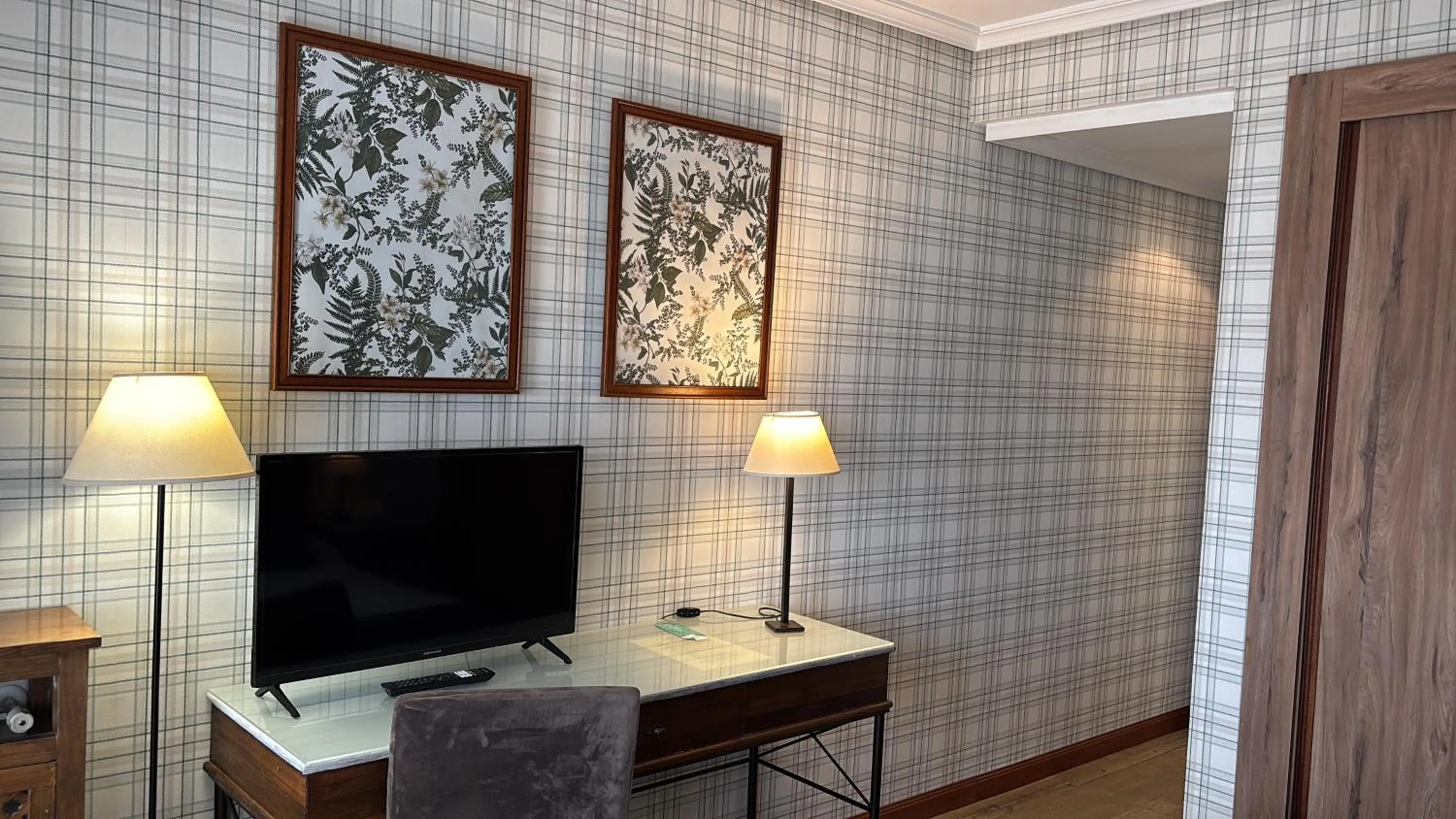 TV and multimedia in Hotel Rural Spa & Wellness Hacienda Los Robles