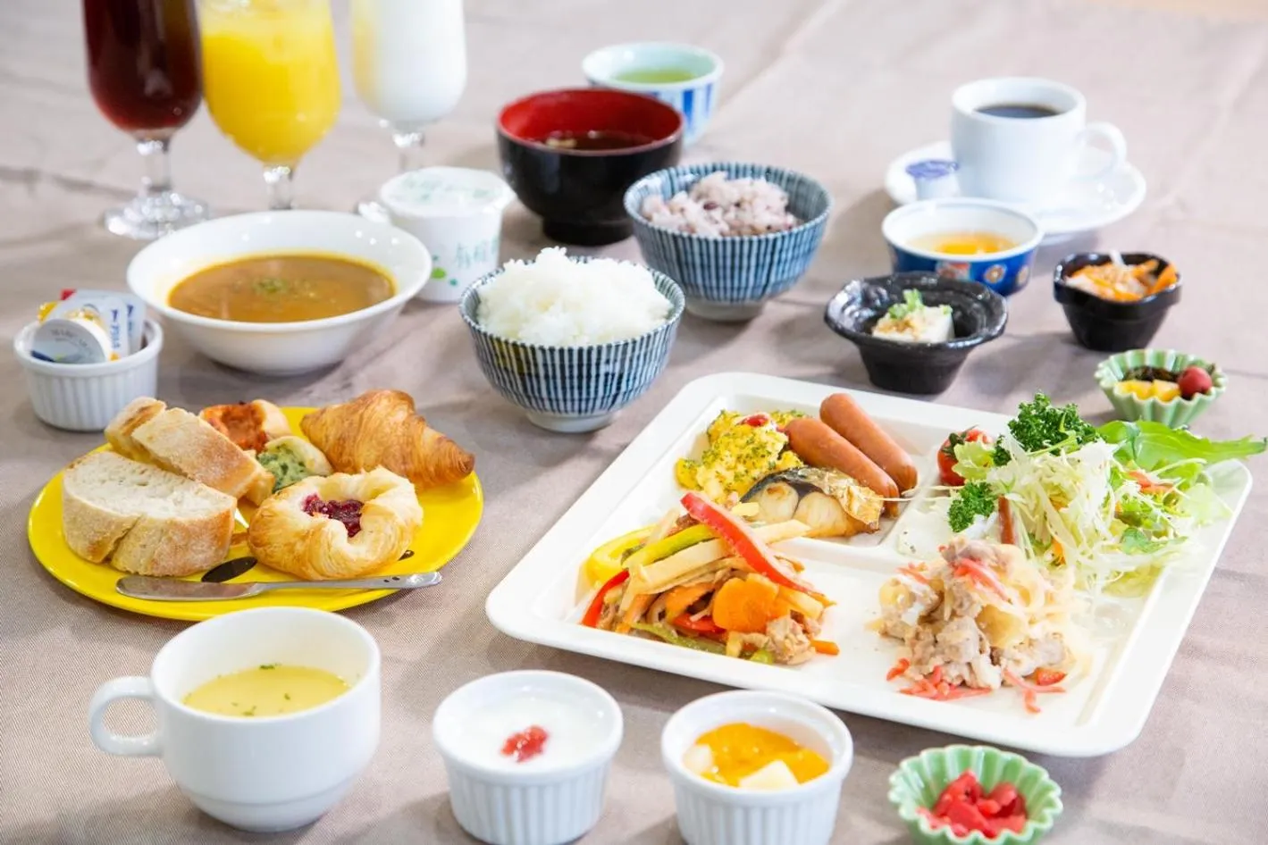 Food and drinks in Smile Hotel Kumamoto Suizenji