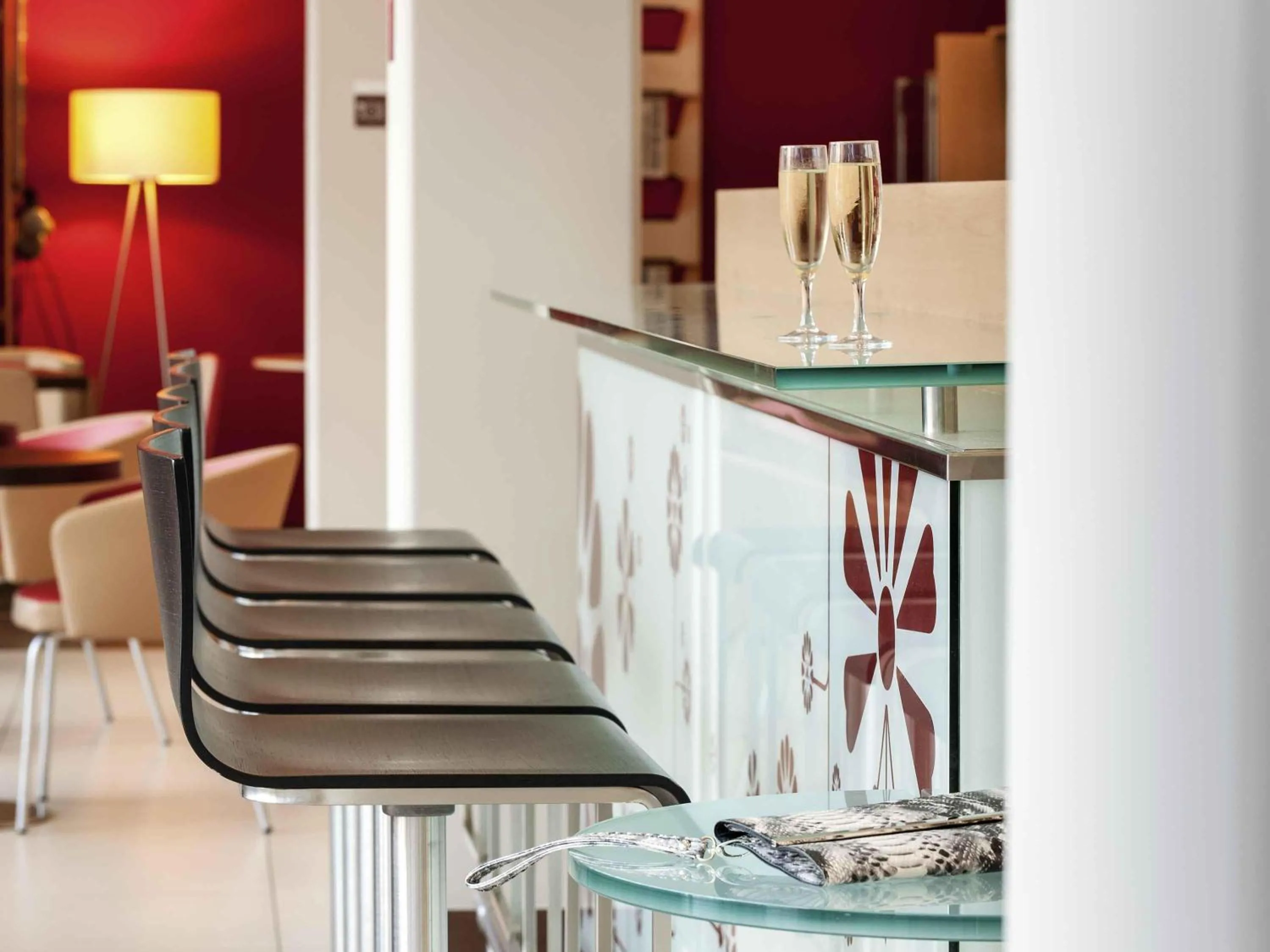 Lounge or bar in Ibis Lugano Paradiso