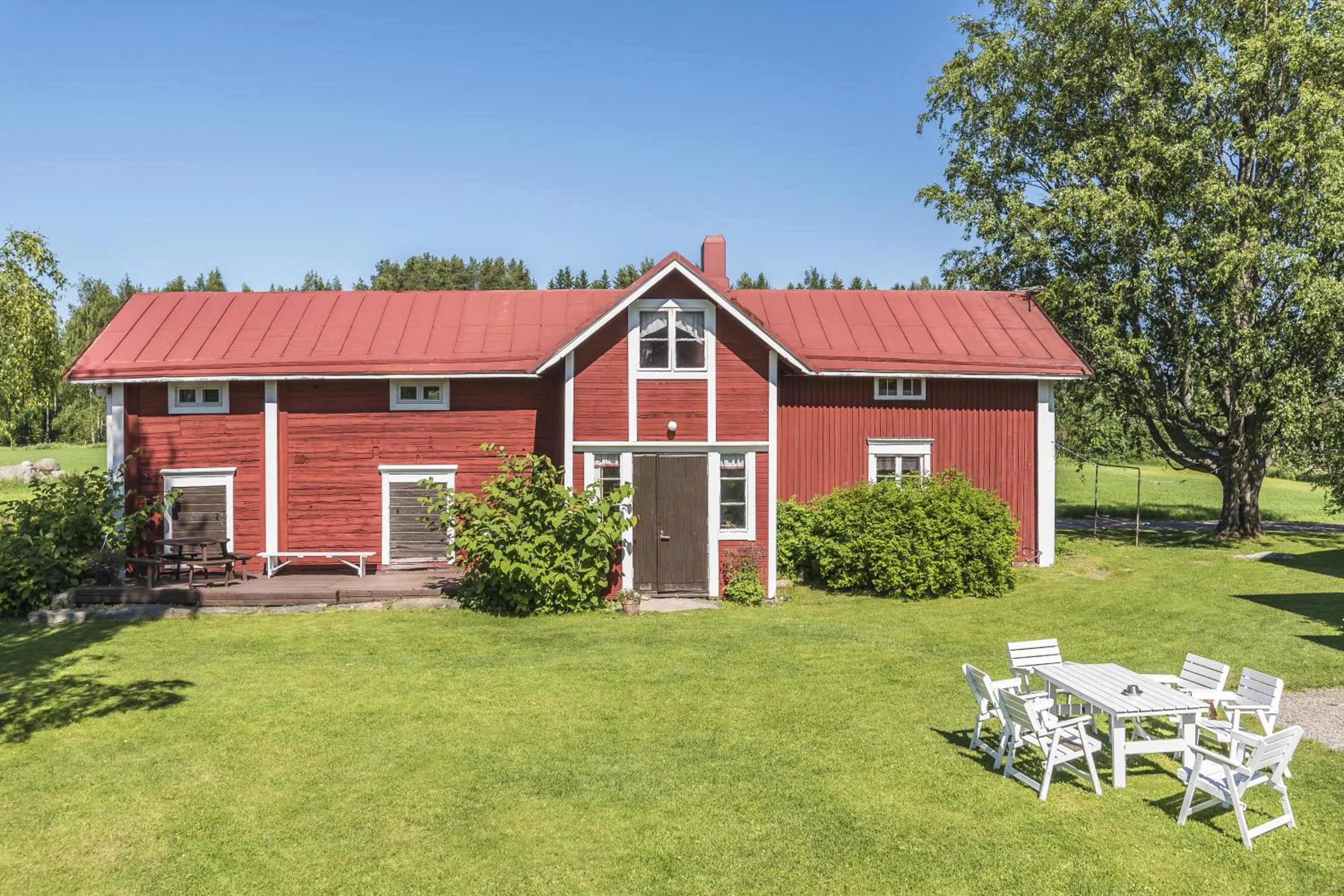 Facade/entrance in Hyvölän Talo