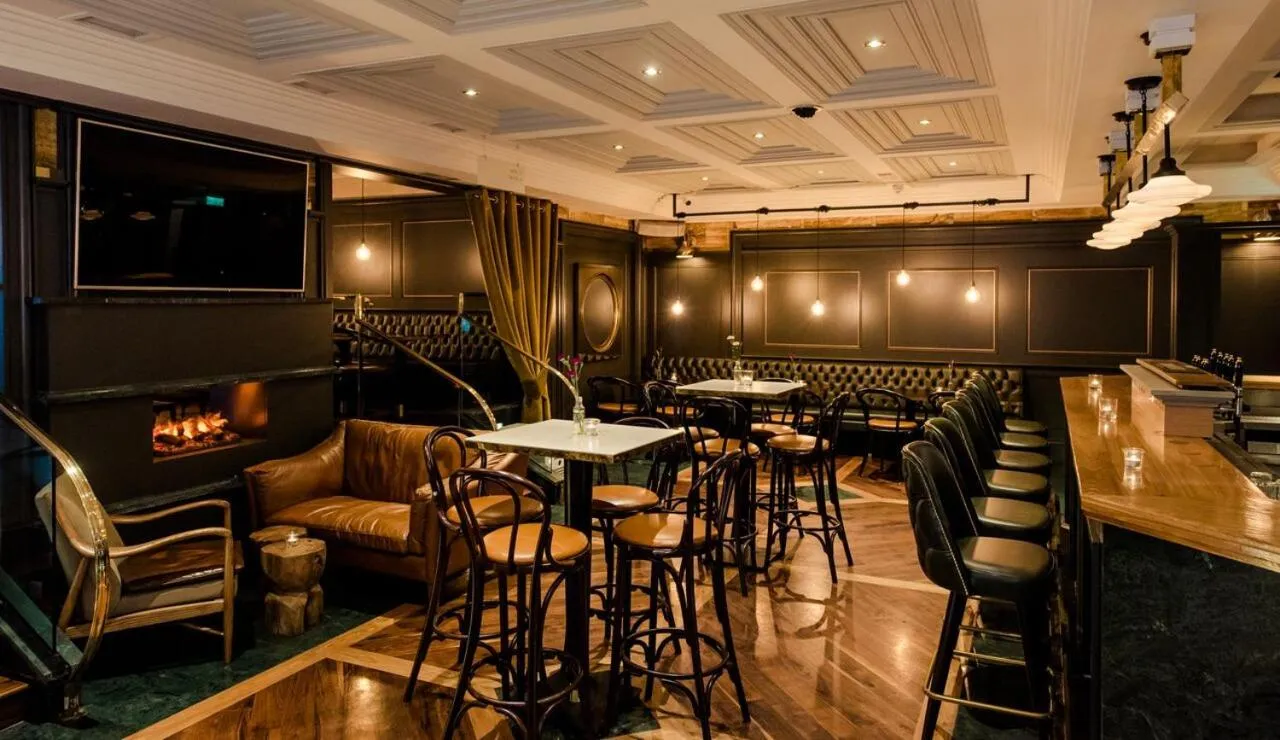 Restaurant/places to eat in Killarney Plaza Hotel & Spa