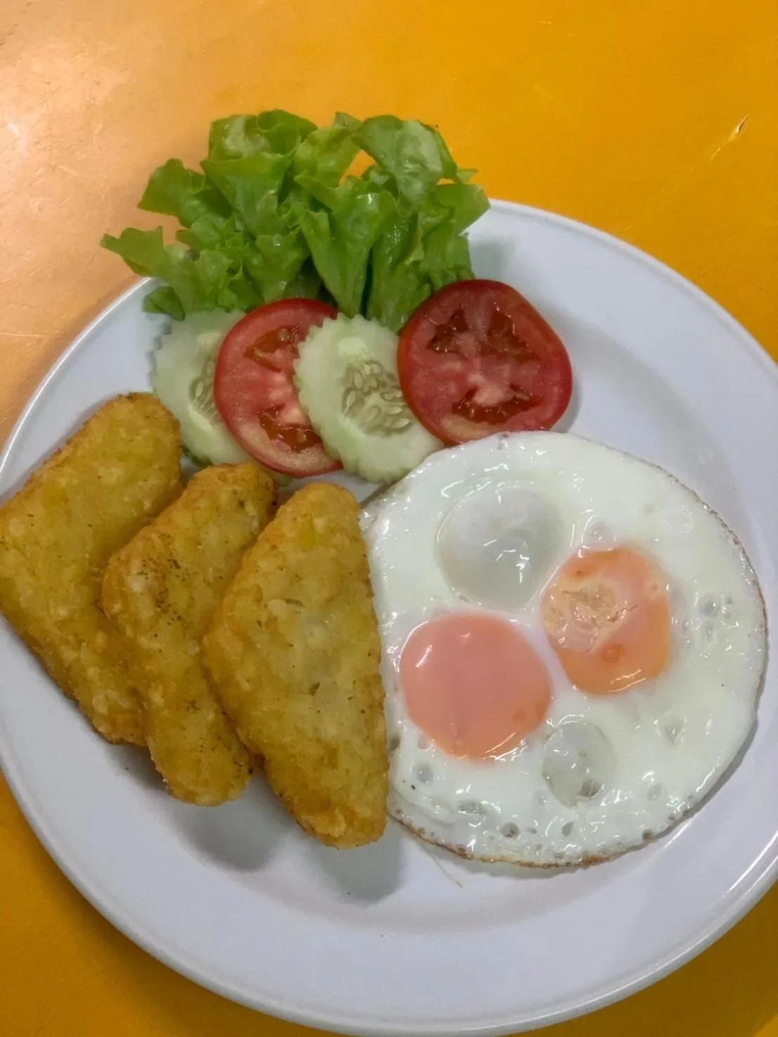 Restaurant/places to eat in Rin Bay View Resort