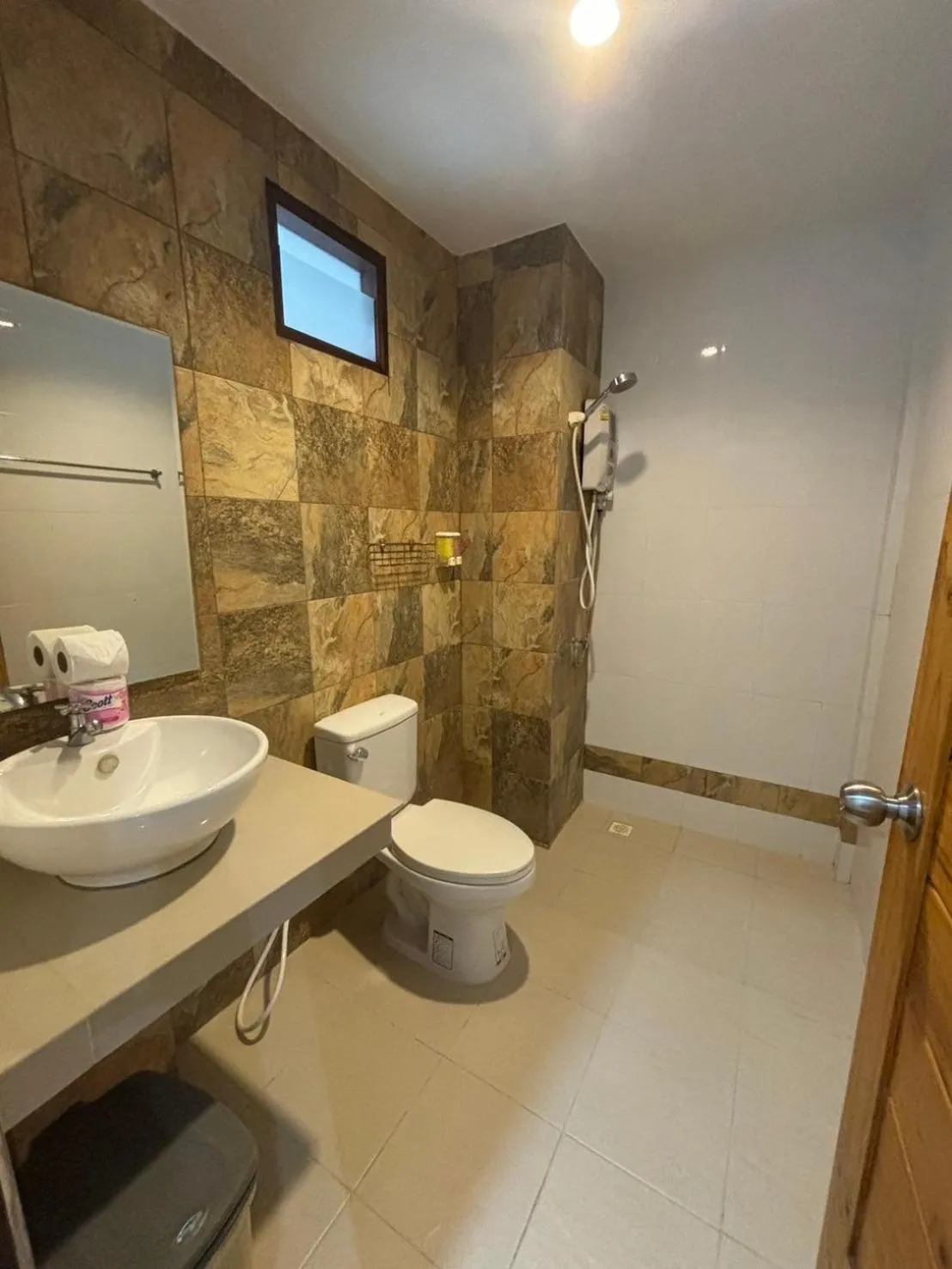 Bathroom in Rin Bay View Resort