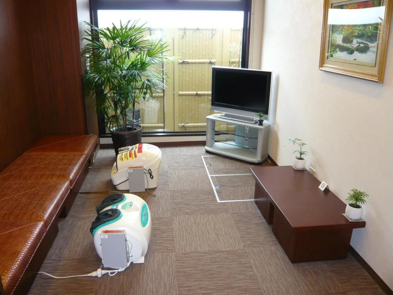 TV and multimedia in Hotel Route-Inn Koriyama Minami
