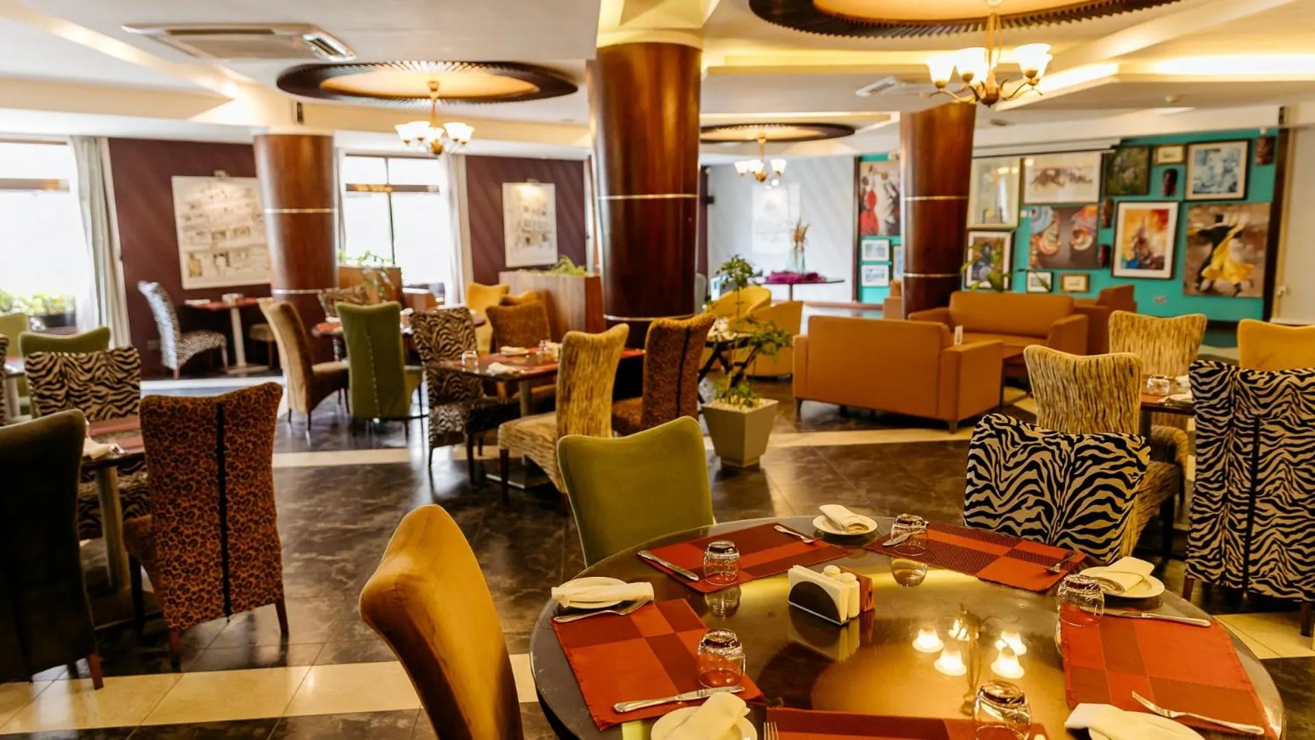 Dining area in Peninsula Hotel Dar Es Salaam