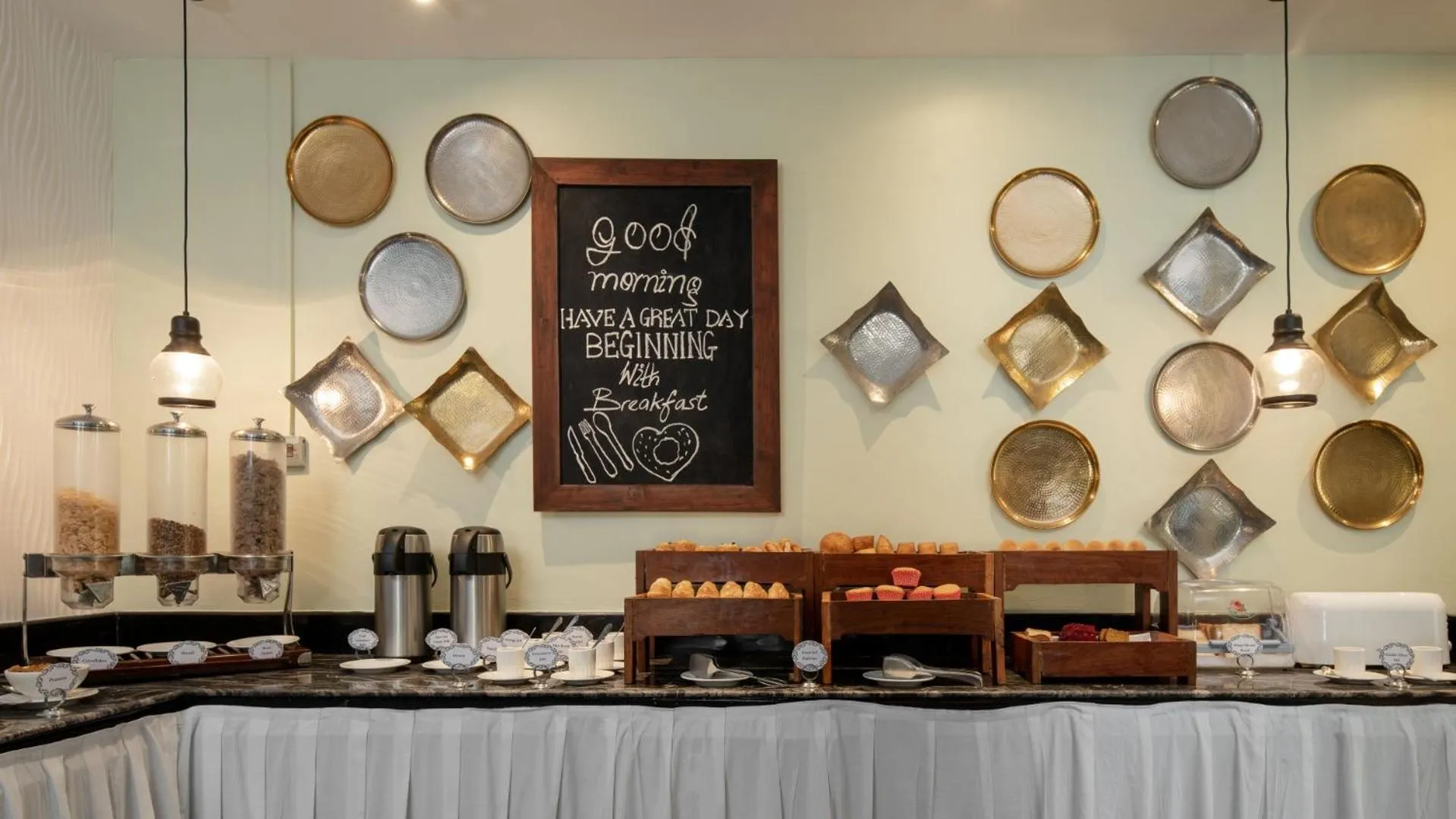 Breakfast in Peninsula Hotel Dar Es Salaam