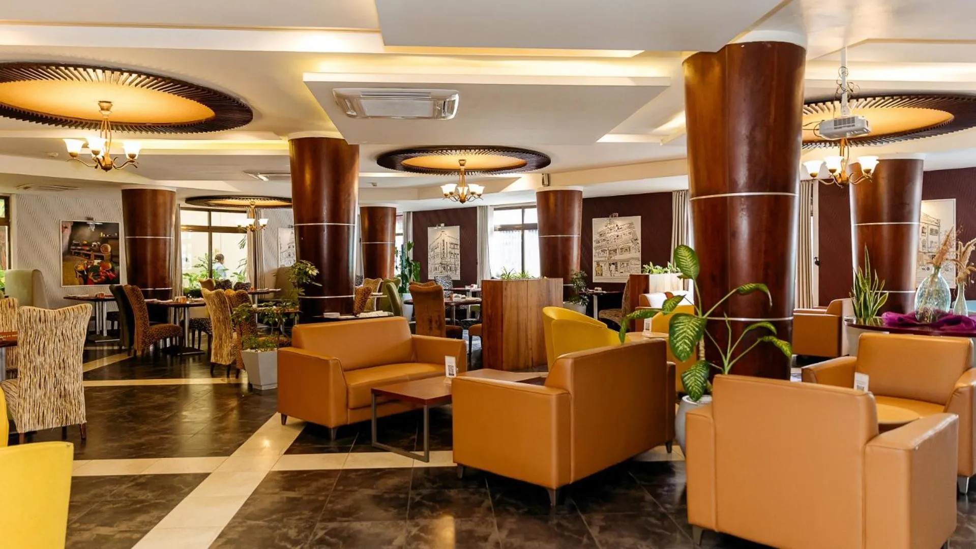 Lounge or bar in Peninsula Hotel Dar Es Salaam