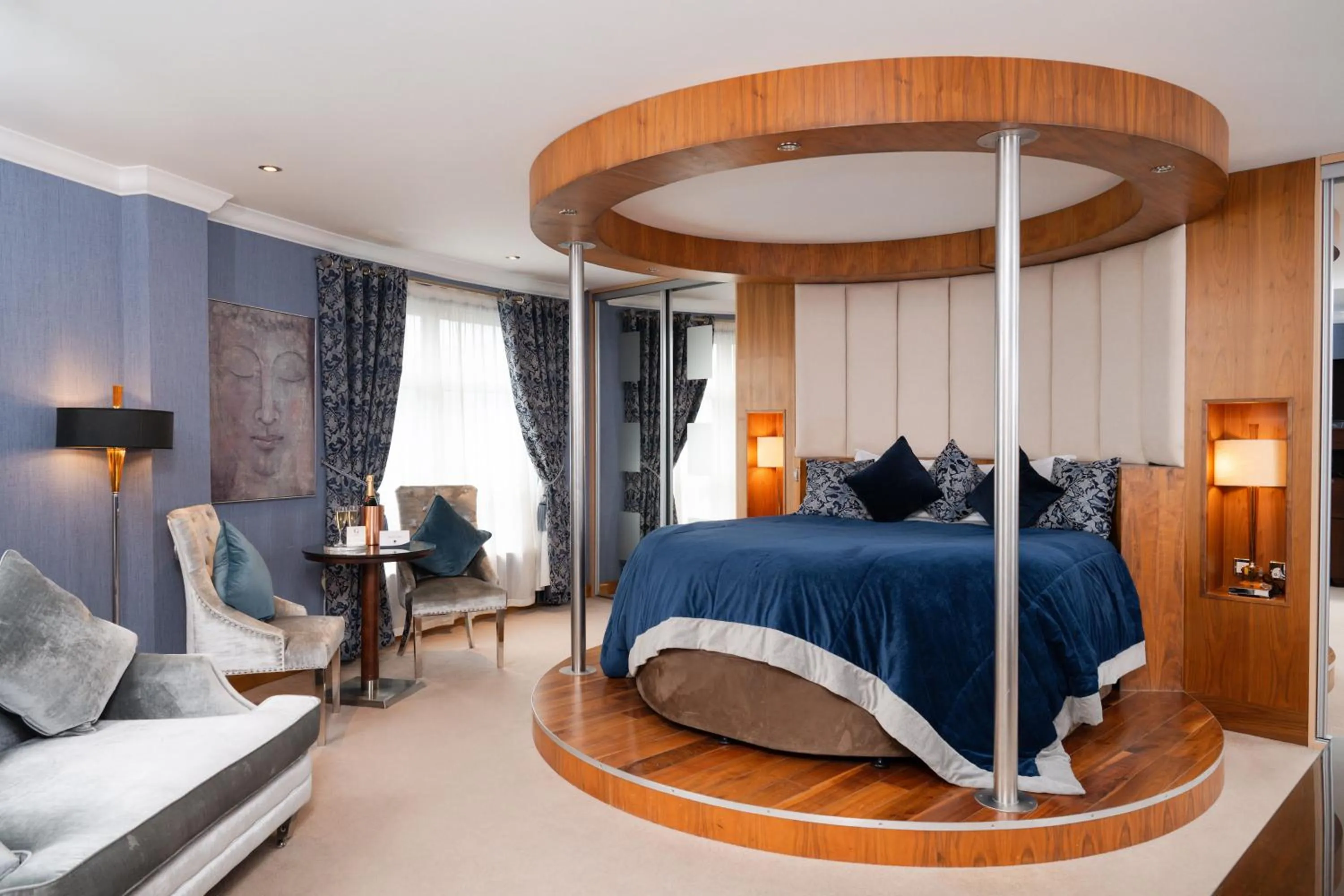 Bed in The Villa Rose Hotel & V-Spa