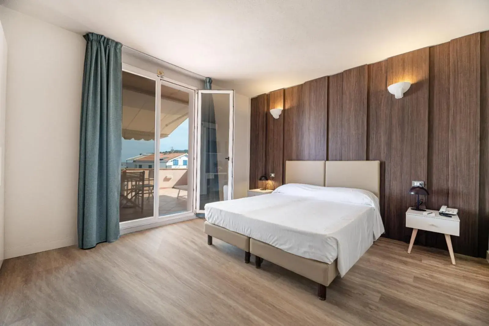 Junior Suite in Hotel Riva del Sole Junior Suite in Hotel Riva del Sole