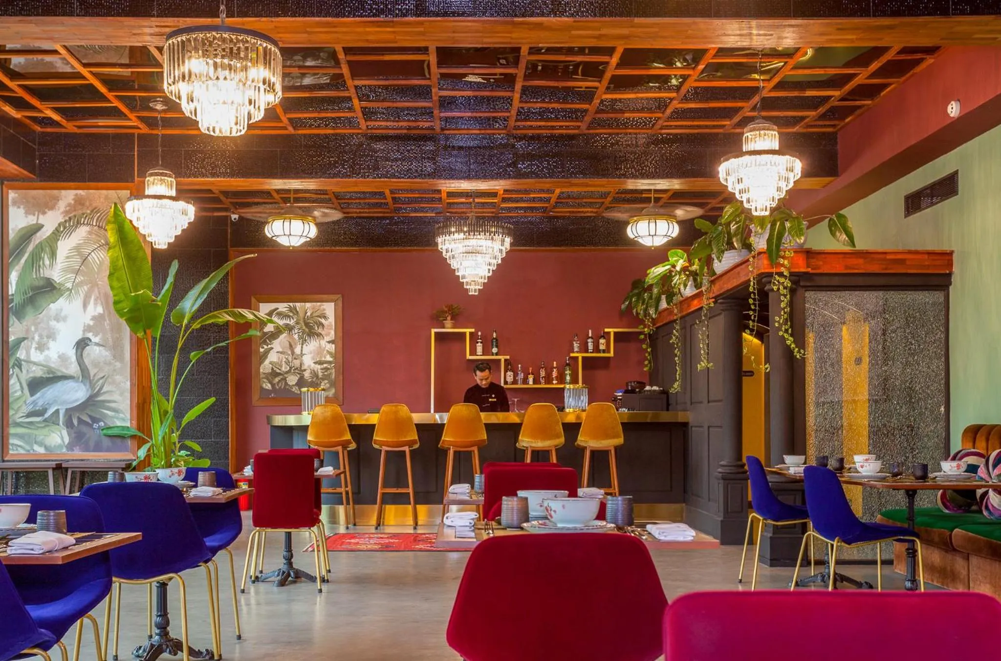 Restaurant/places to eat in Lao Poet Hotel