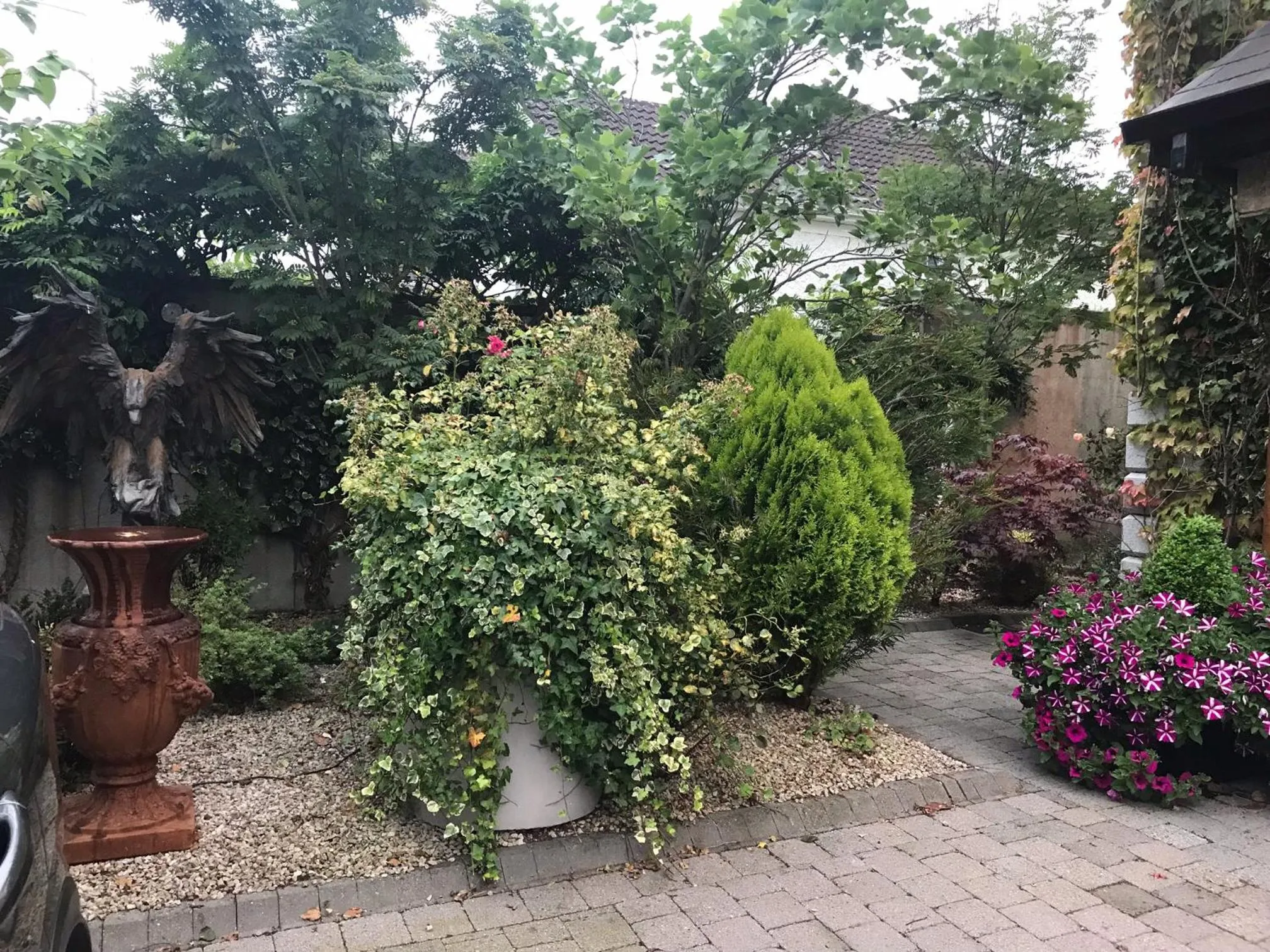 Property building in Avlon House Bed and Breakfast