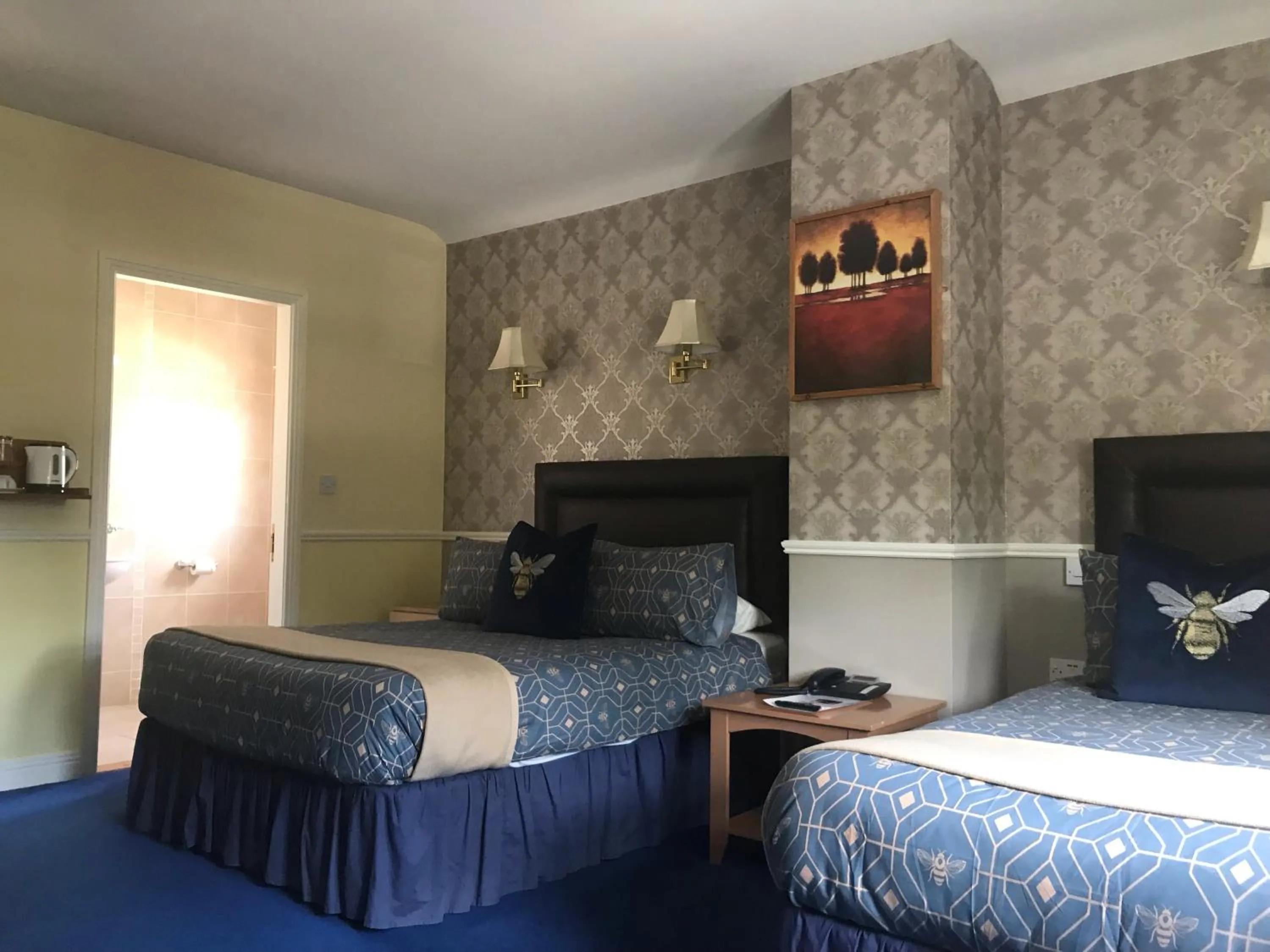 Bedroom, Bed in Avlon House Bed and Breakfast