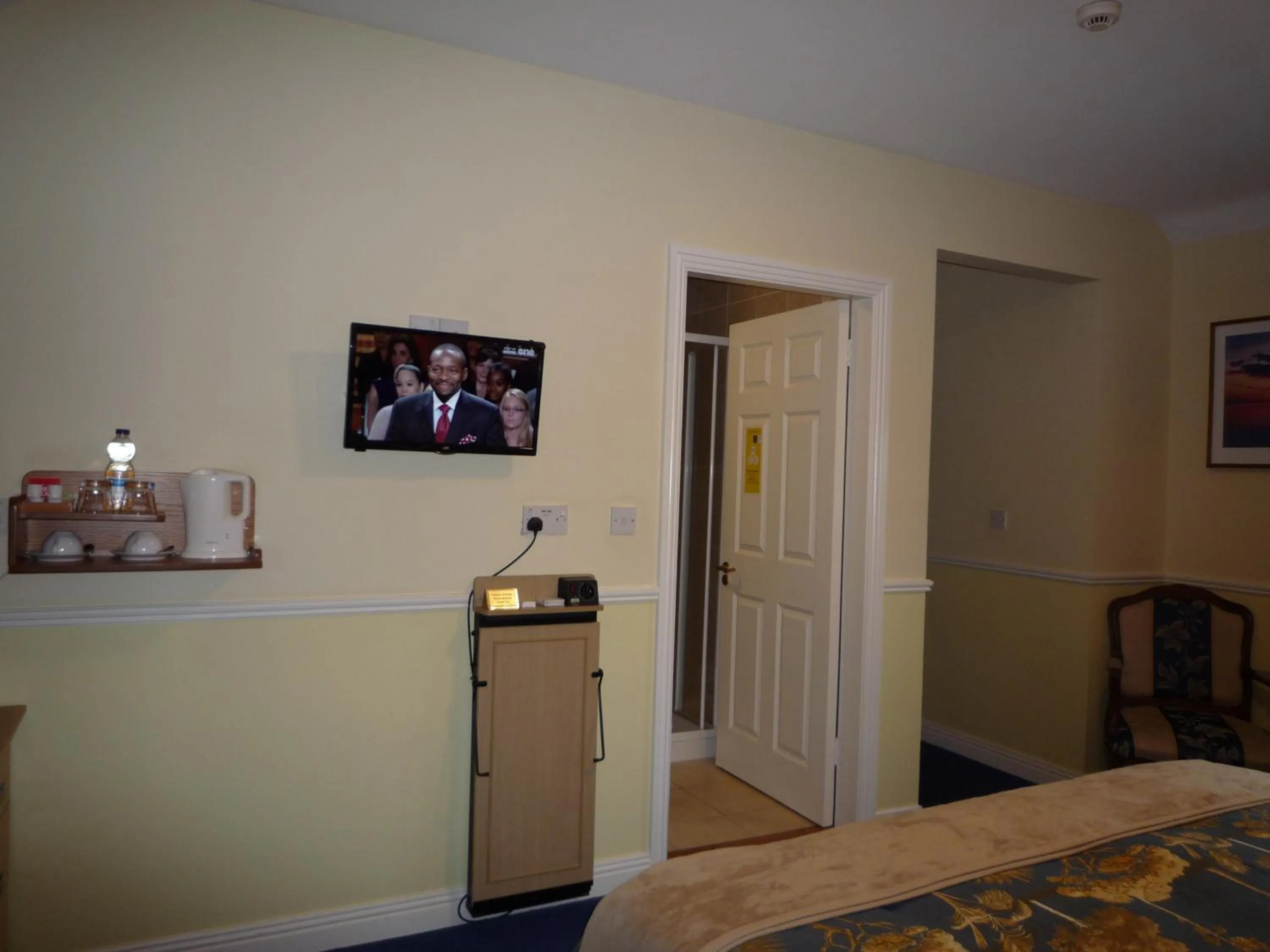 Bedroom, Bed in Avlon House Bed and Breakfast