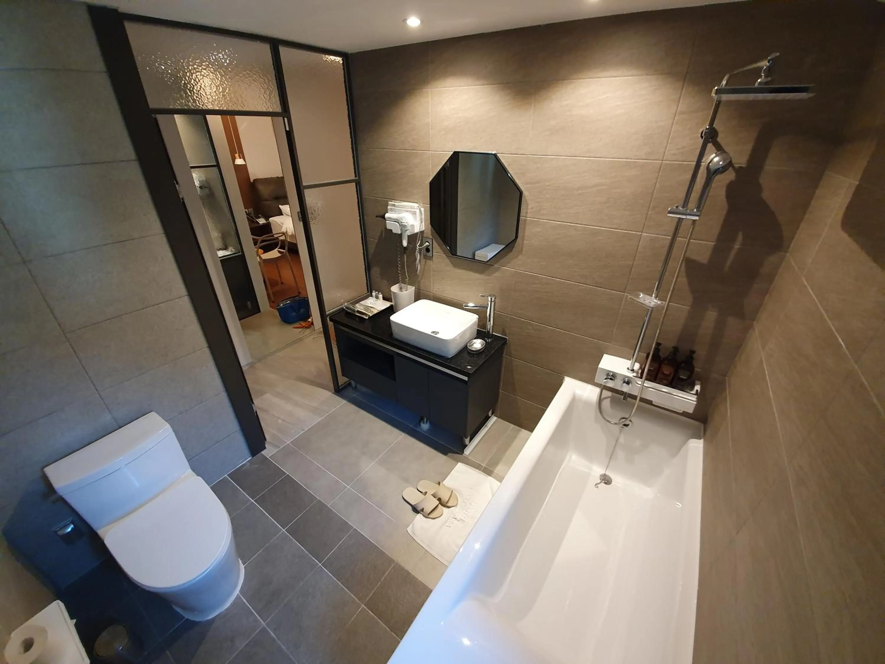 Namyangju Bukhangang dolcecasa hotel