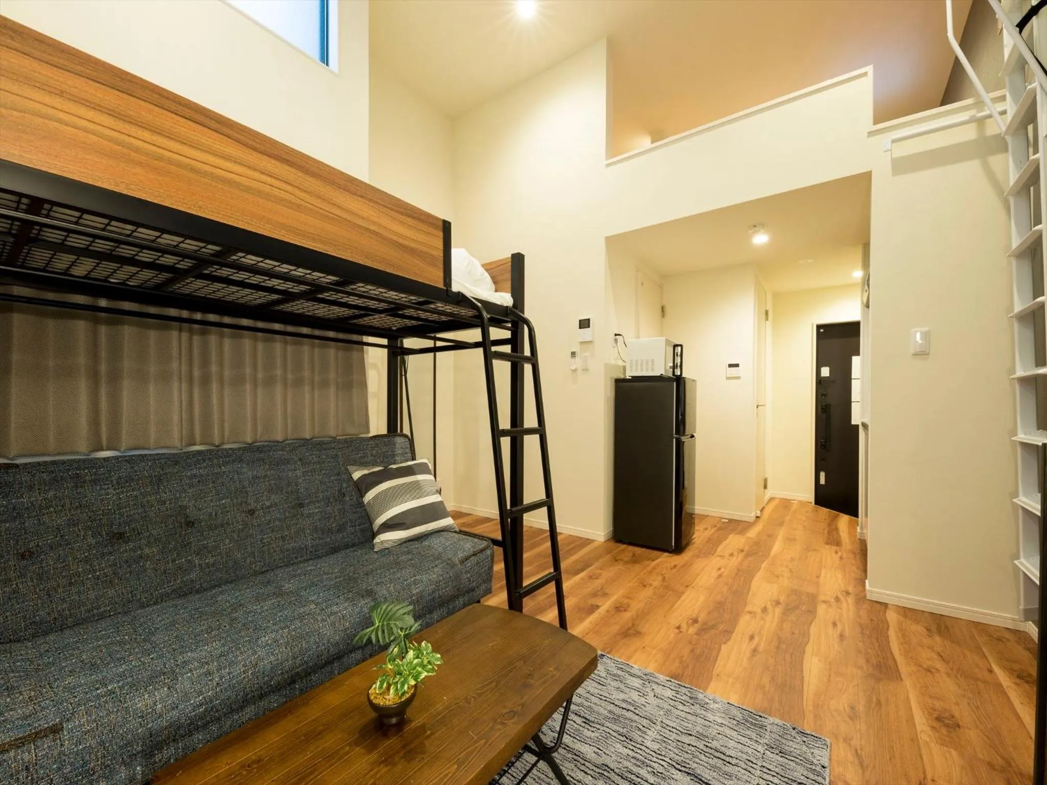 Living room in TRIP POD TSUMASHOJI