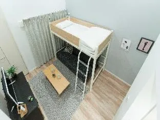 Bed in TRIP POD TSUMASHOJI