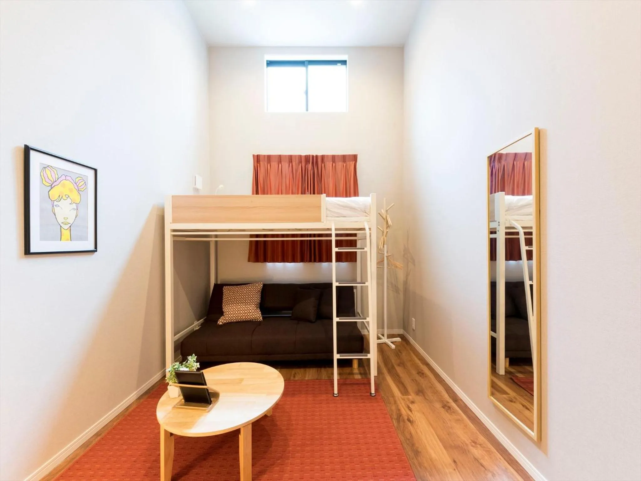 Living room, Bed in TRIP POD TSUMASHOJI