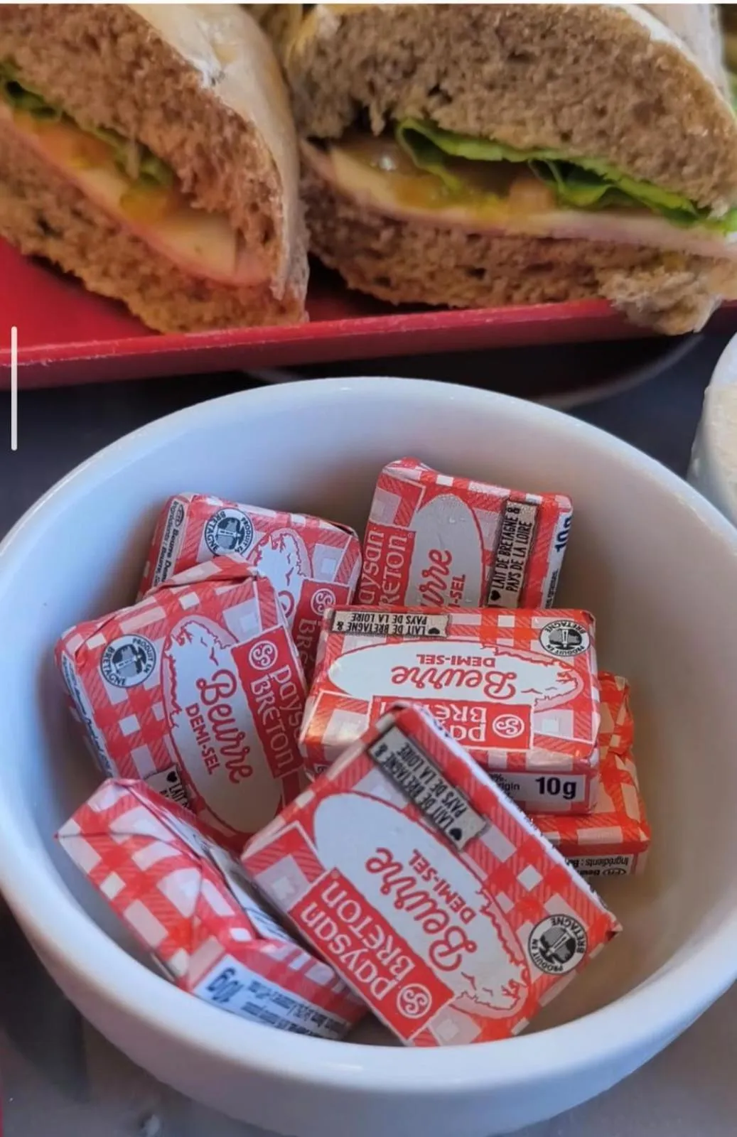 Breakfast in ibis Tatui