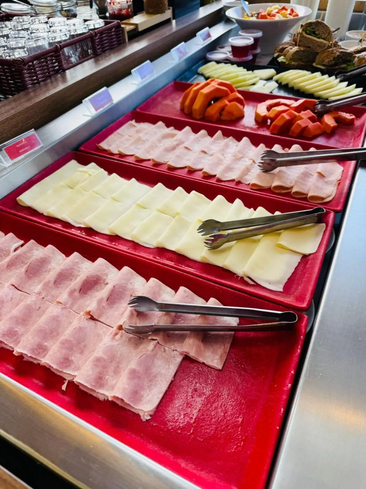 Breakfast in ibis Tatui