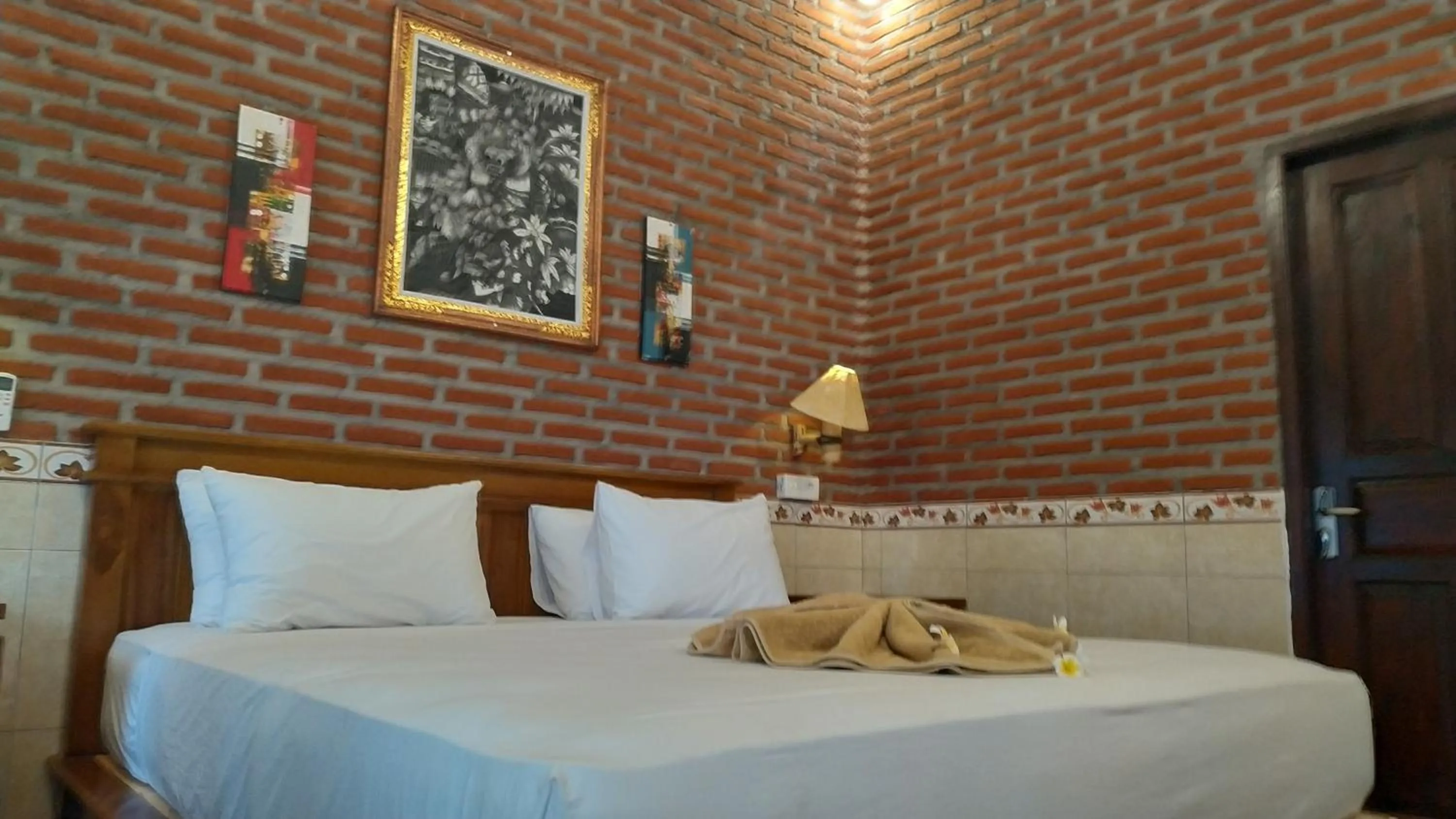 Bedroom, Bed in Eliska Sari Bungalows Sumberkima