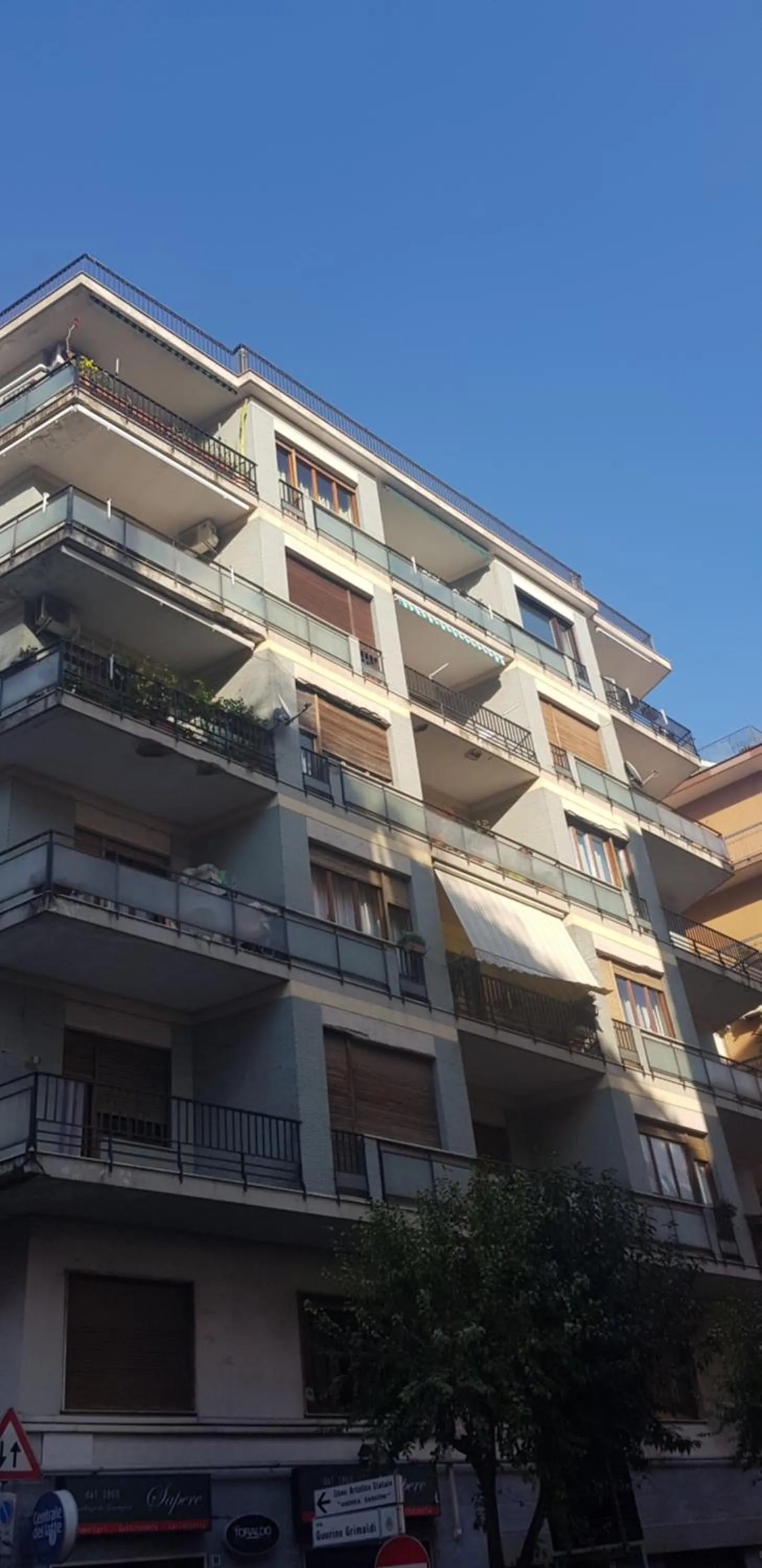 Property building in Quattro Briganti