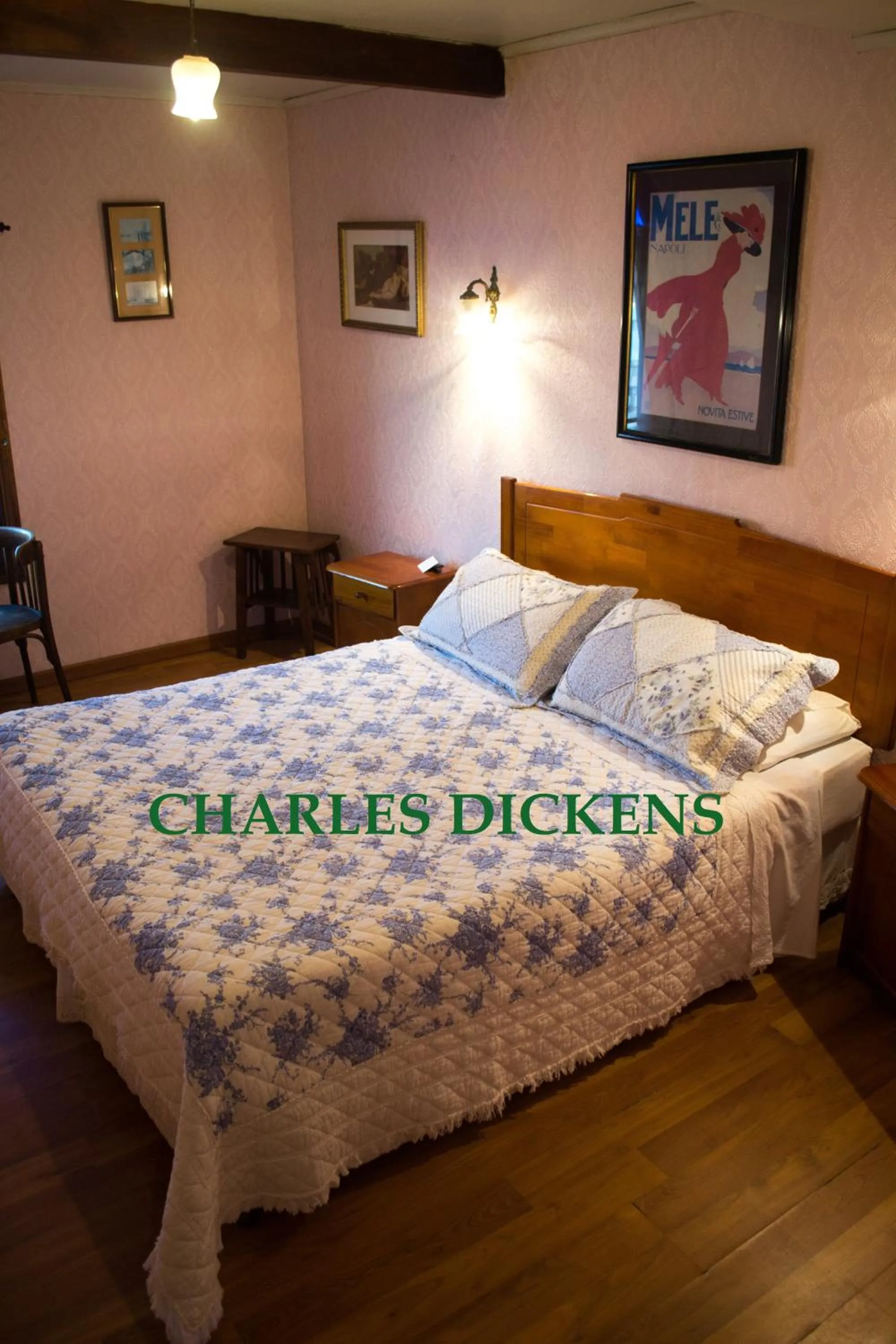 Bed in Hotel Brighton