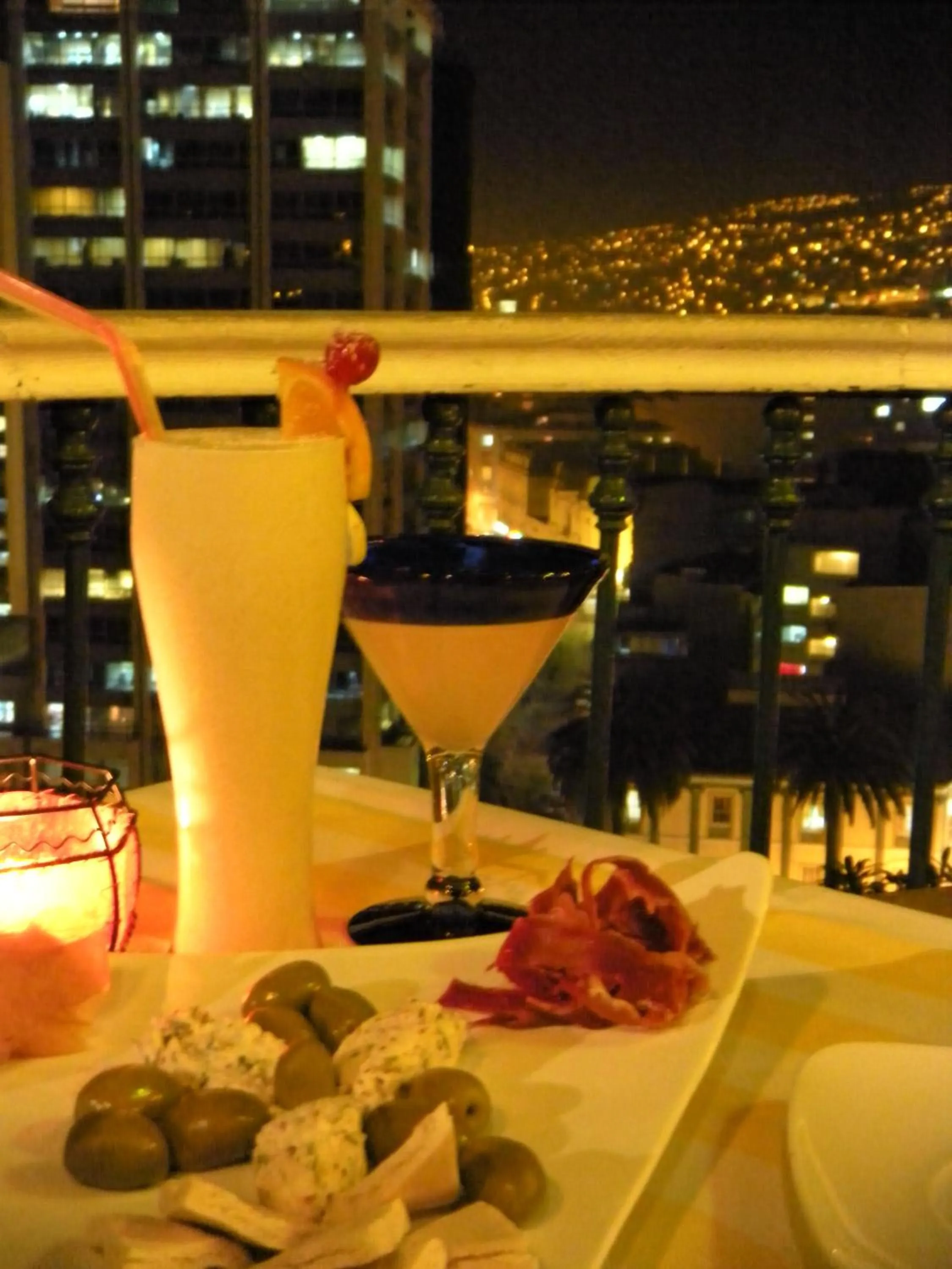 Restaurant/places to eat in Hotel Brighton