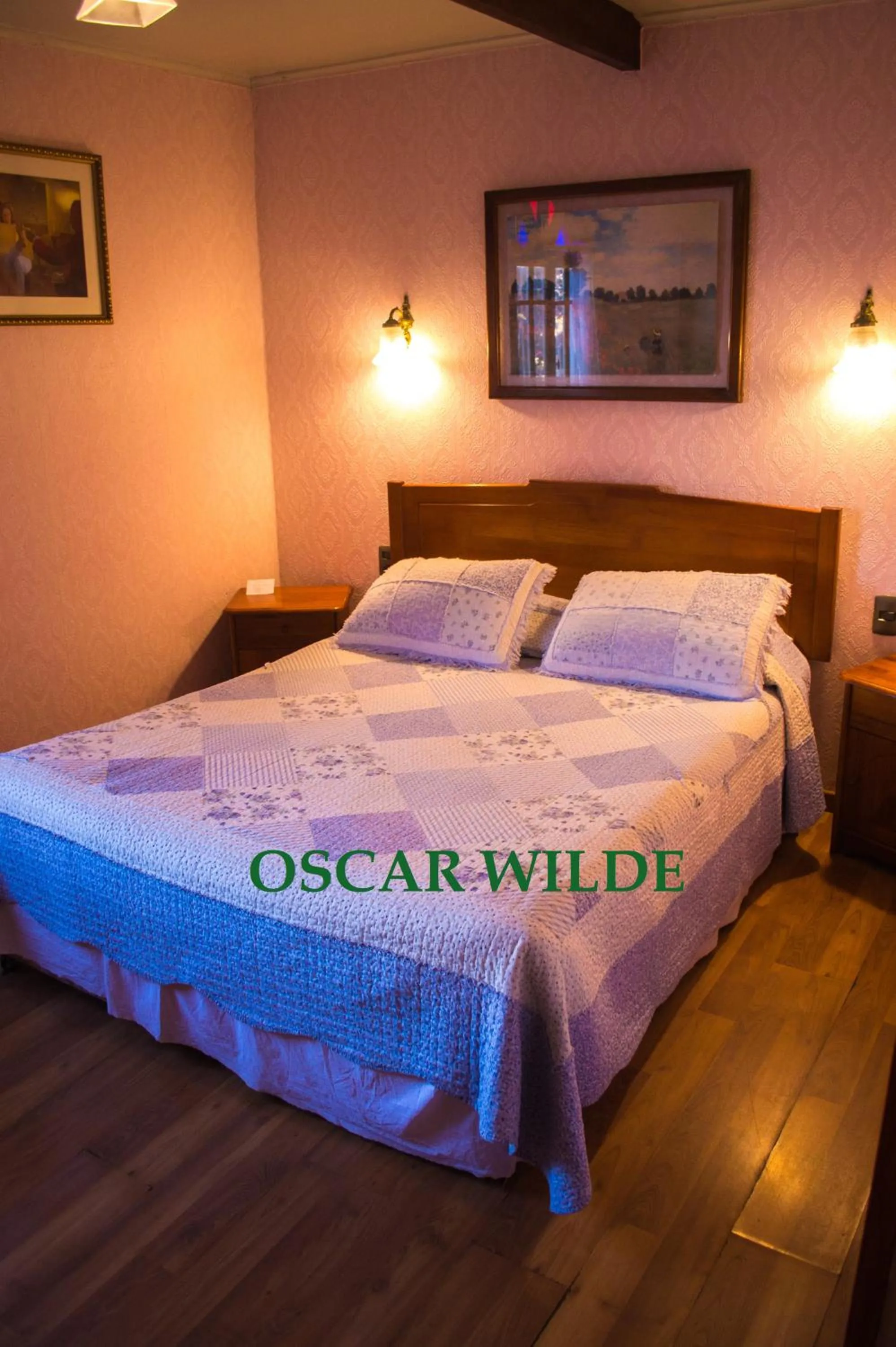 Bed in Hotel Brighton