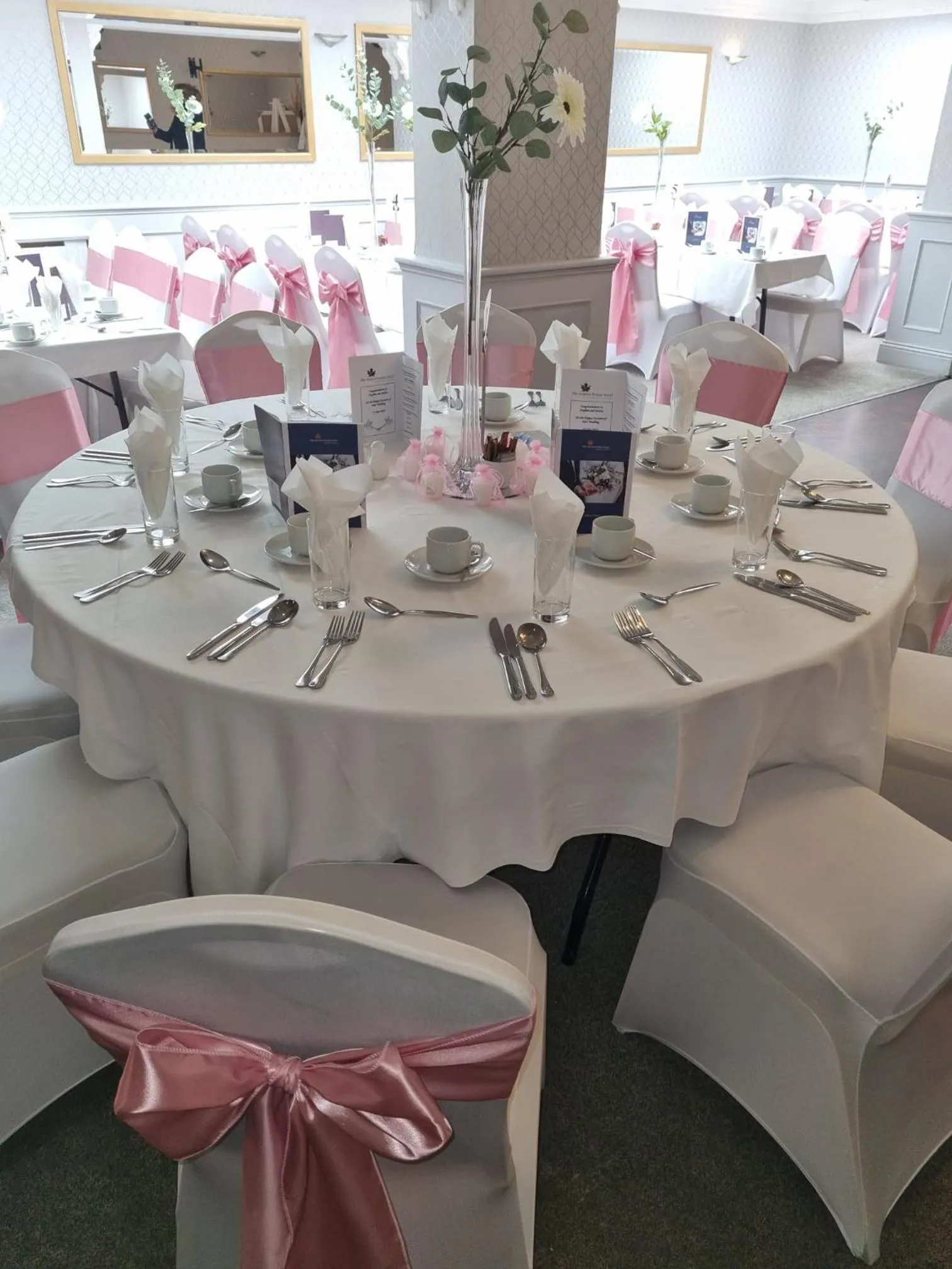 wedding in Maples House Hotel