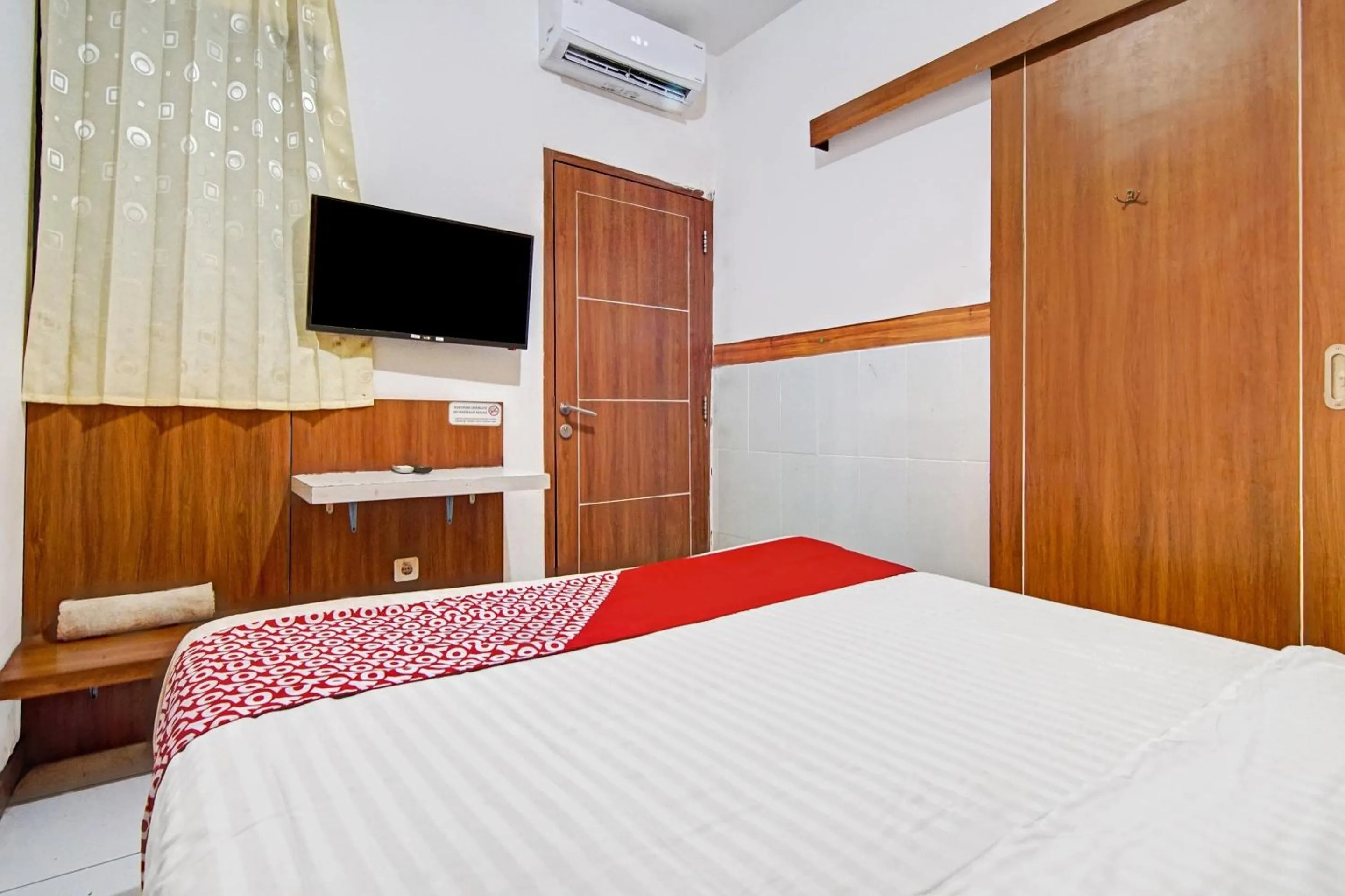 Bedroom, Bed in Hotel O Mall Of Indonesia