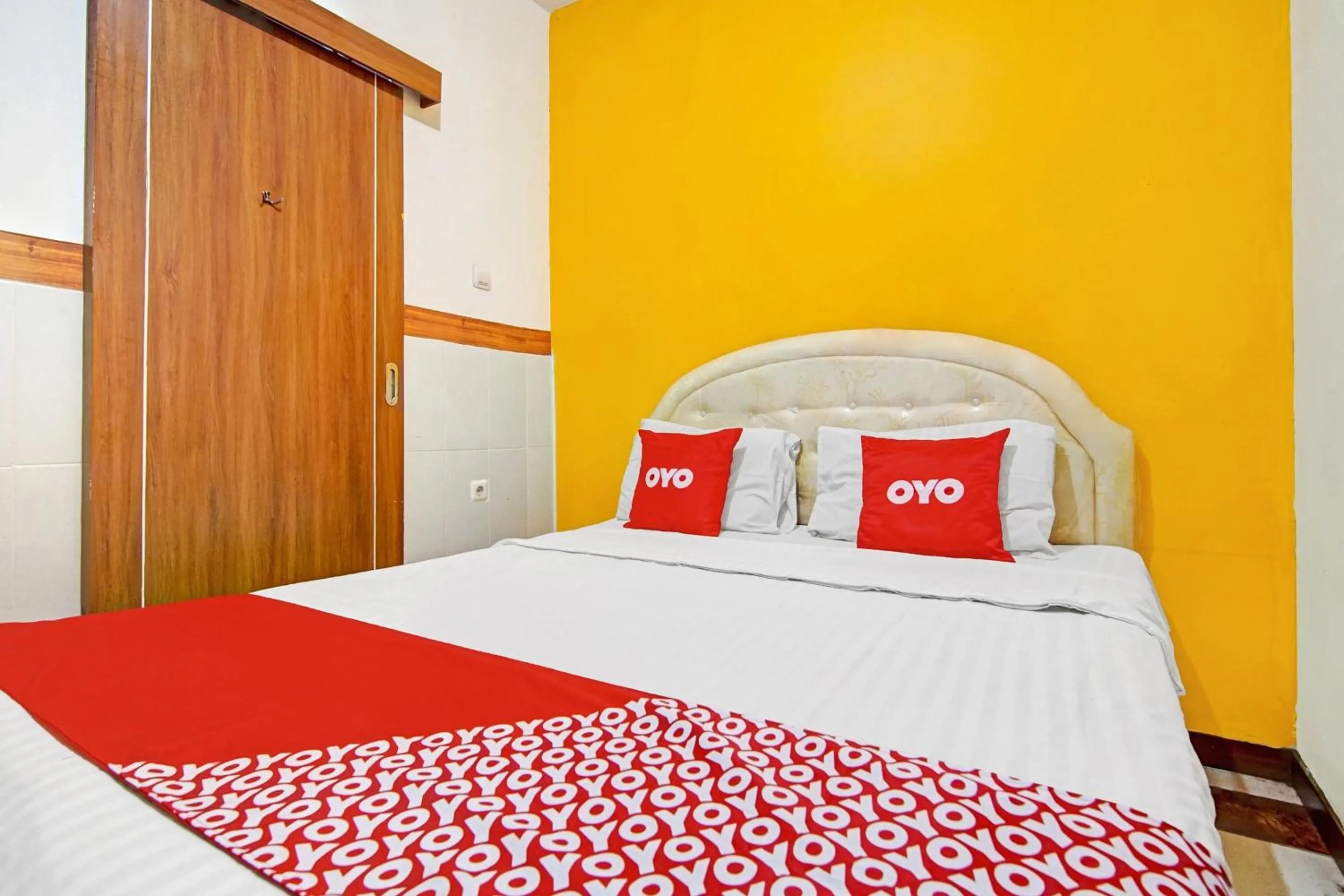 Bedroom, Bed in Hotel O Mall Of Indonesia