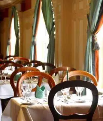 Dinner in River Island Hotel