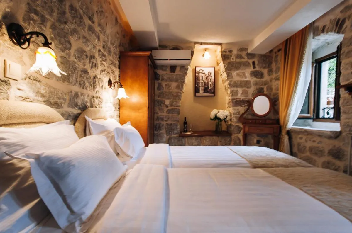 Bed in Hotel Galathea