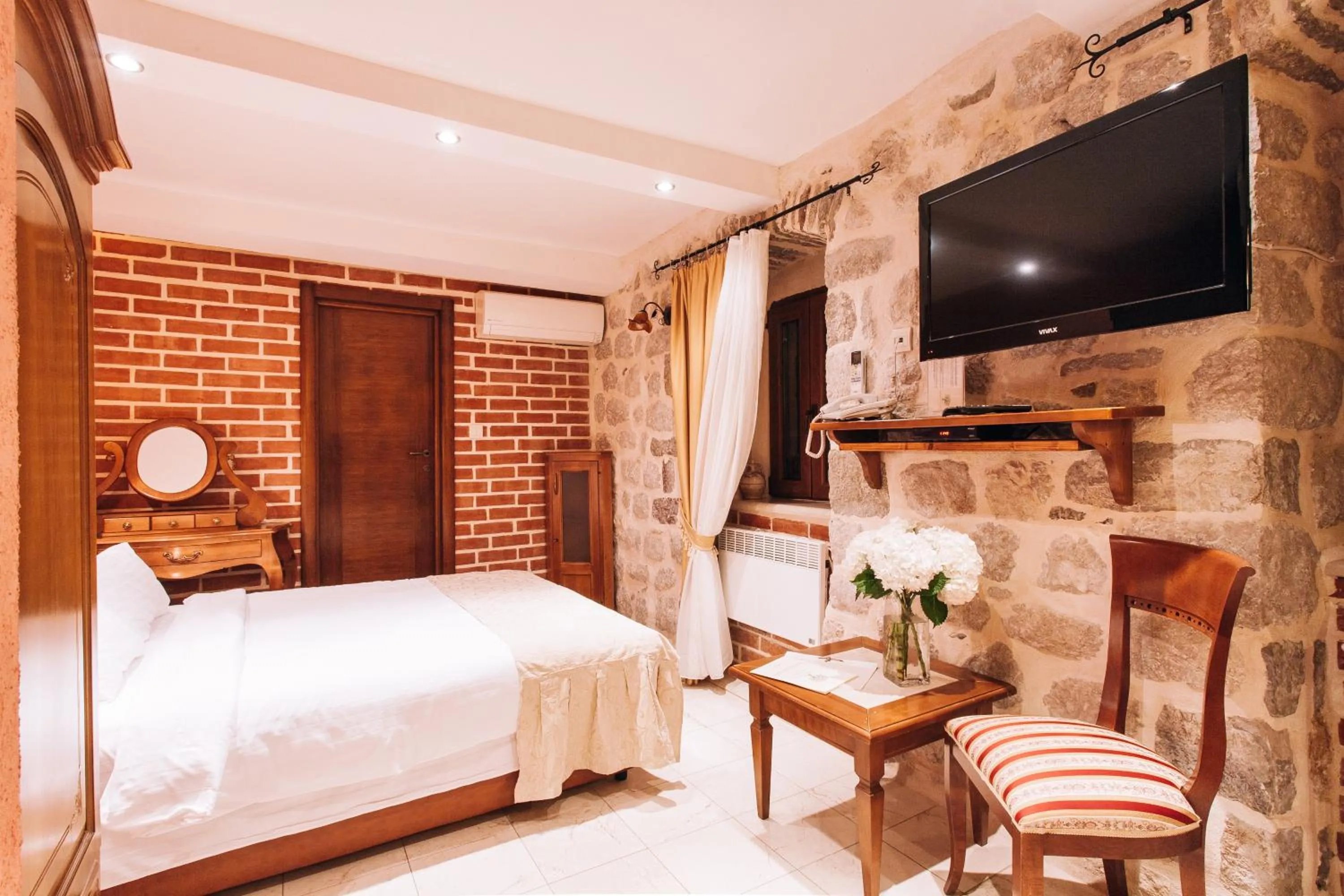 Bedroom, Bed in Hotel Galathea