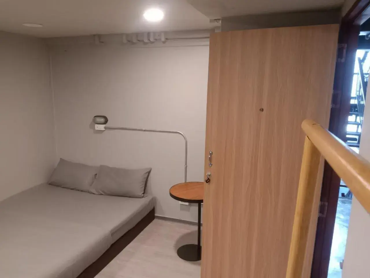 Double Room with Private Bathroom in BED STATION Hostel Khaosan Double Room with Private Bathroom in BED STATION Hostel Khaosan