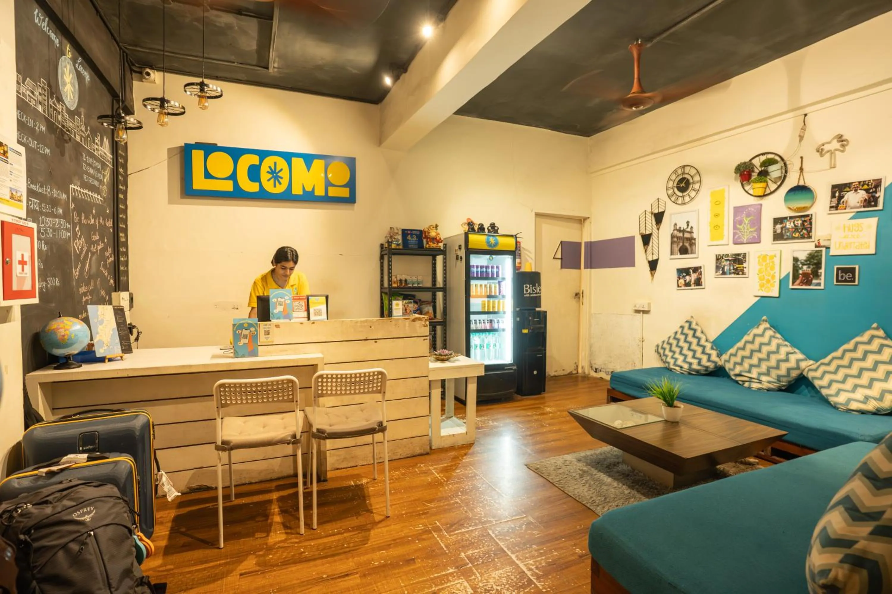 Living room in Locomo Hostel OG - Stay Work Eat