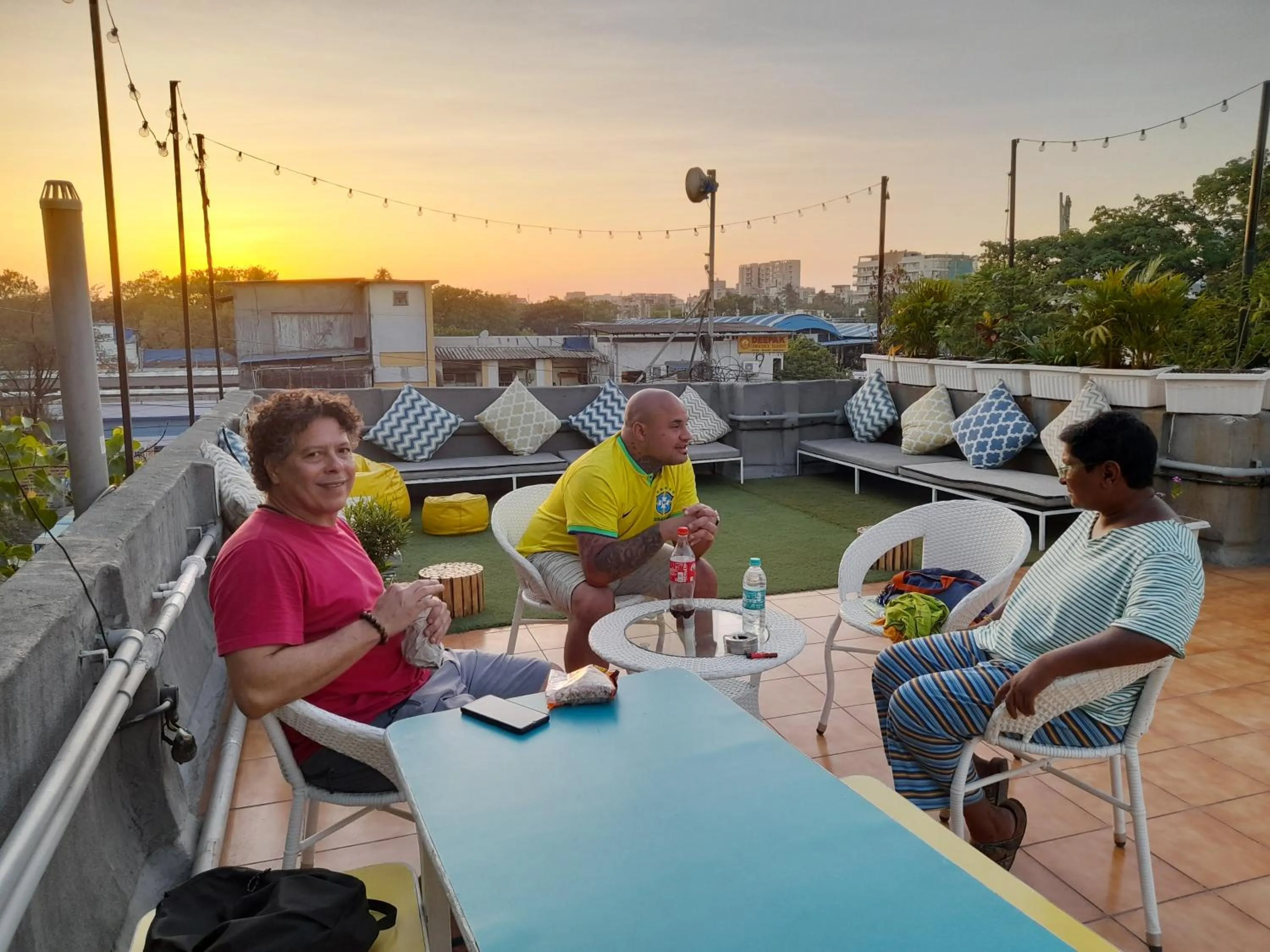 Sunset in Locomo Hostel OG - Stay Work Eat