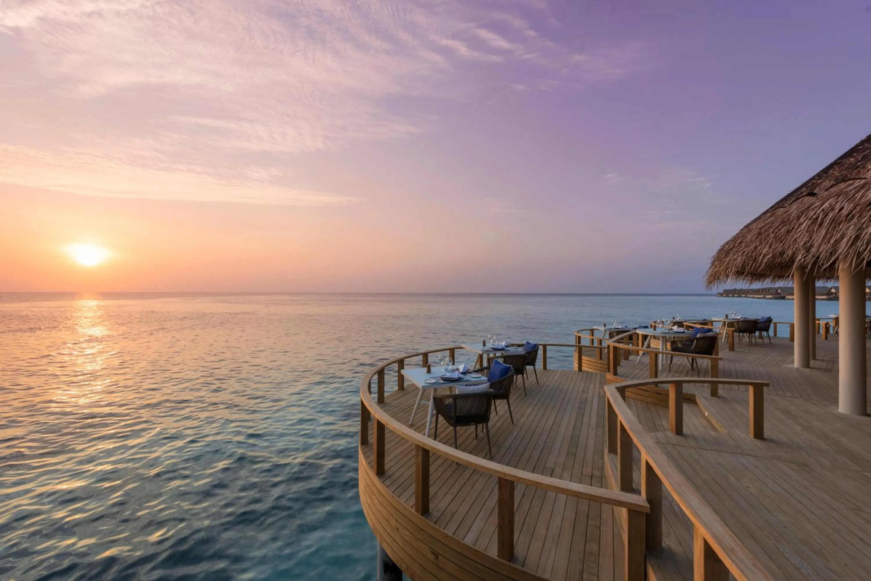 Restaurant/places to eat in Emerald Faarufushi Resort & Spa - Deluxe All Inclusive
