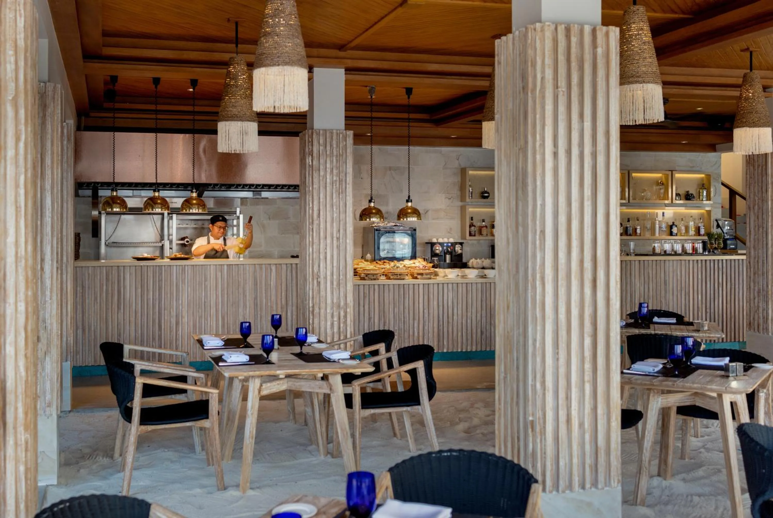 Restaurant/places to eat in Emerald Faarufushi Resort & Spa - Deluxe All Inclusive